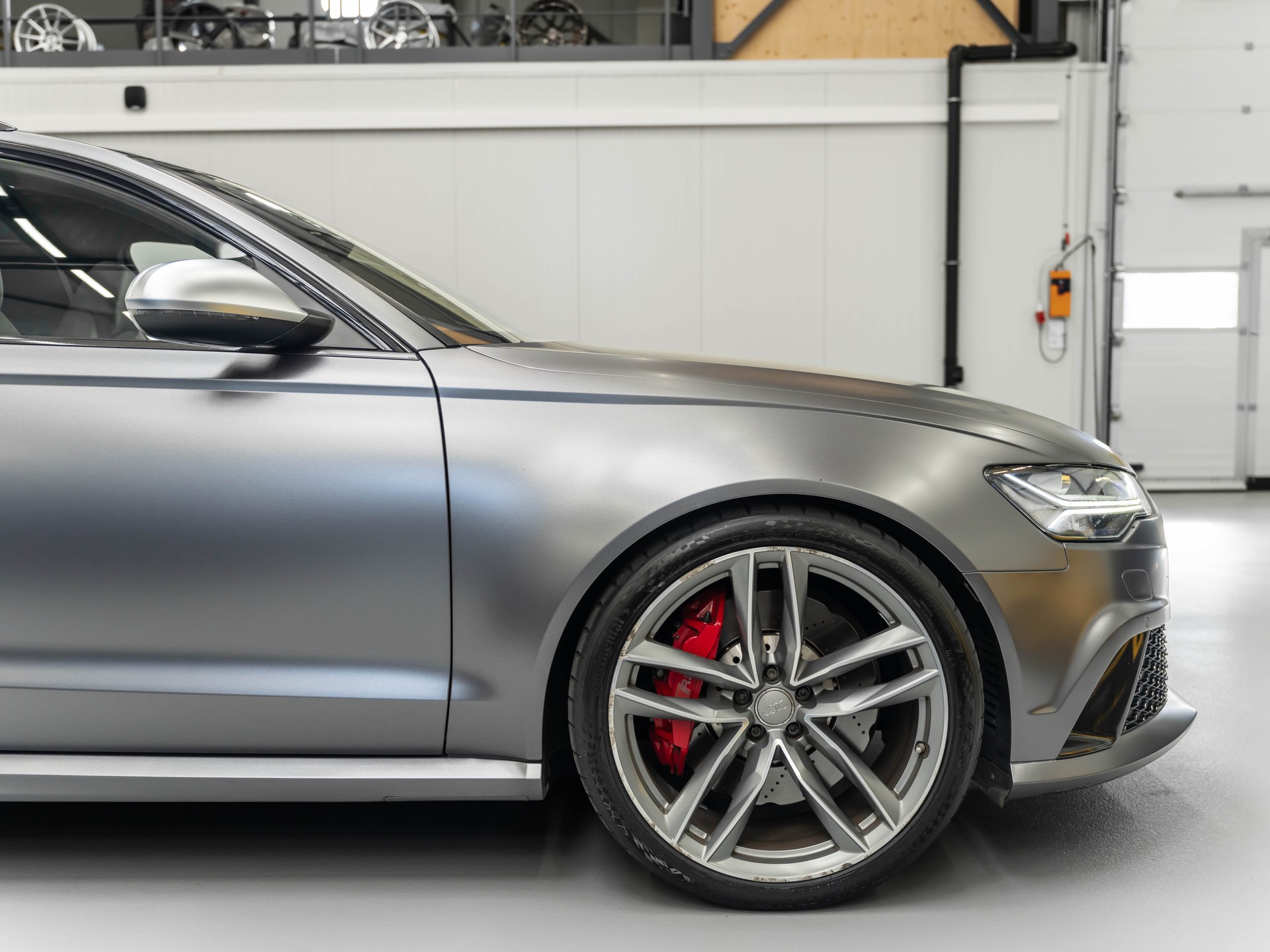 AUDI RS6 Avant 4.0 TFSI V8 quattro Tiptronic-image-18