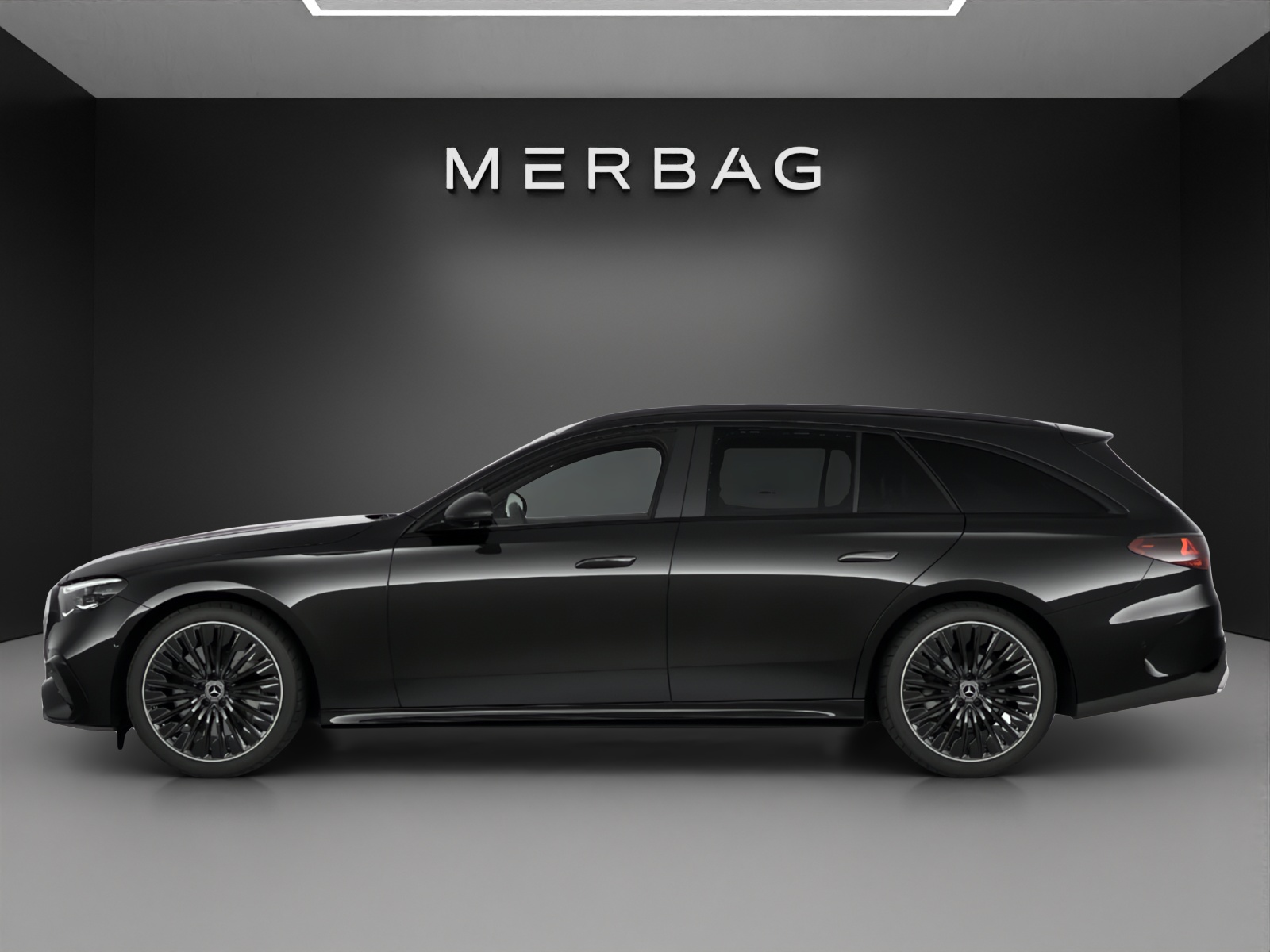 MERCEDES-BENZ E 220 d T 4Matic 9G-Tronic-image-5