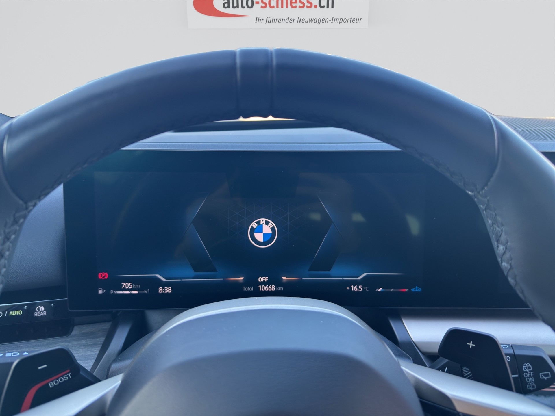 BMW 520d xDrive Touring M Sport Shadow Line-image-11