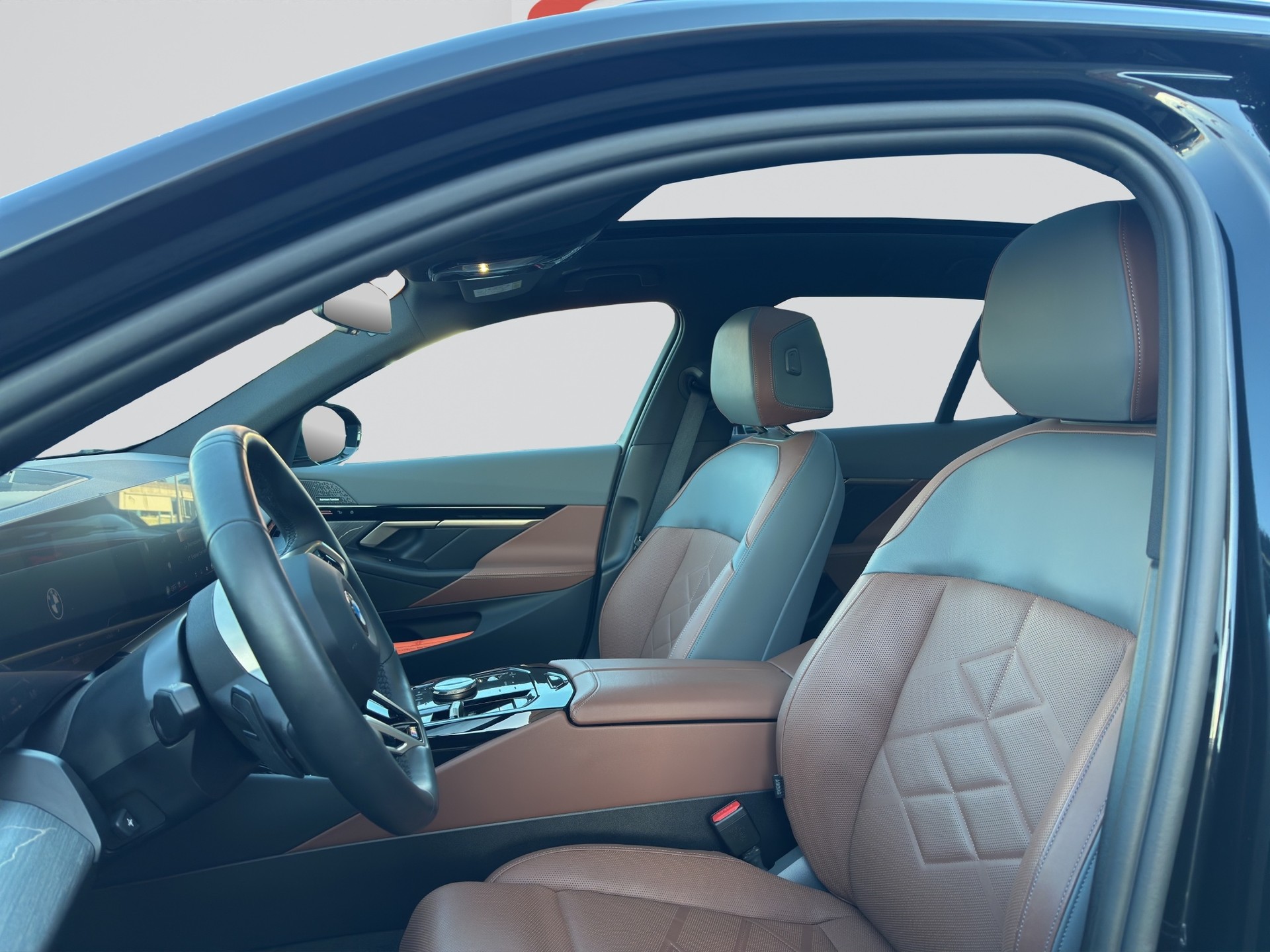 BMW 520 d xDrive Touring M Sport-image-5