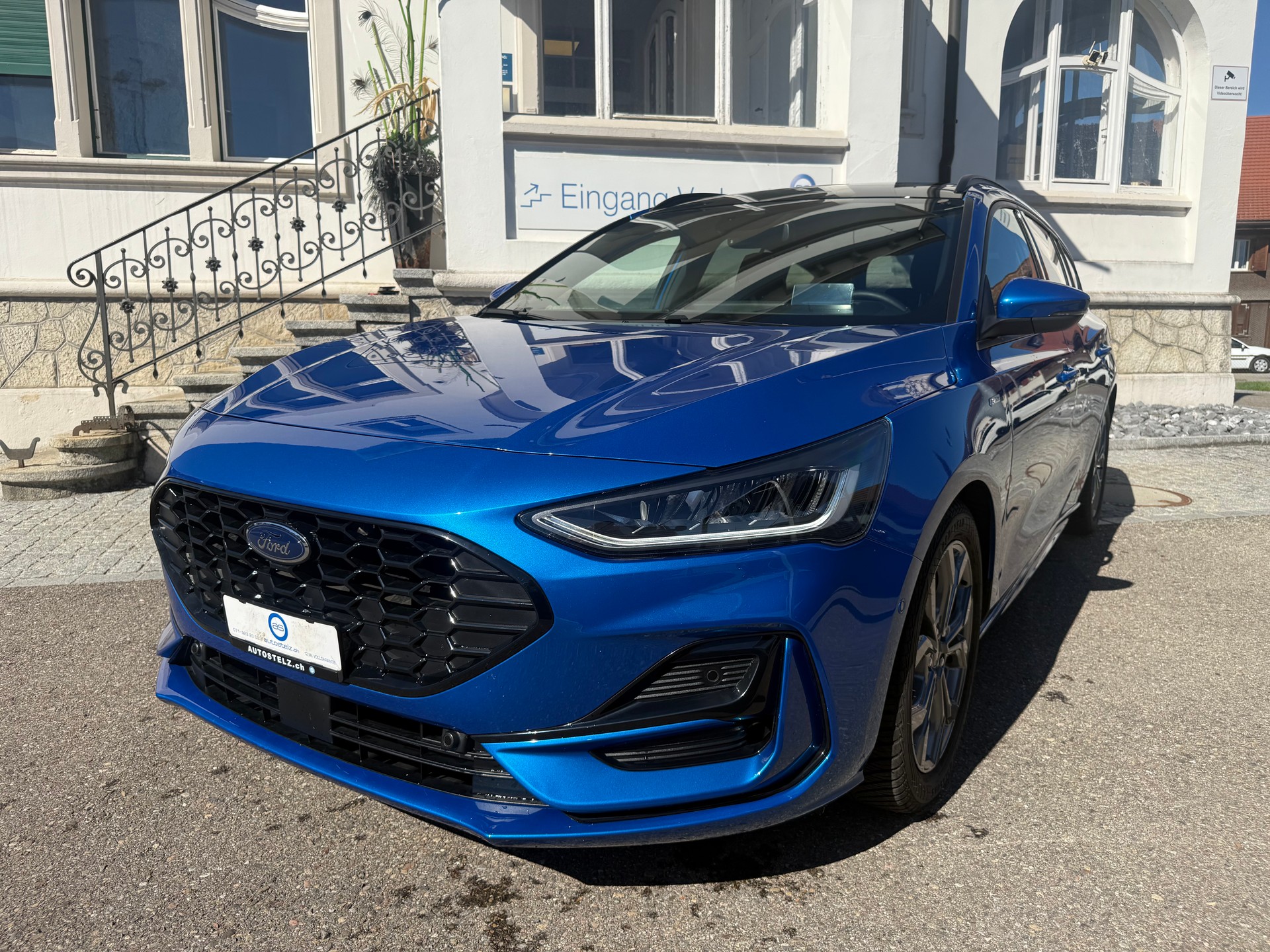 FORD Focus Station Wagon 1.0i EcoB Hybrid 155 ST-Line X-image-1