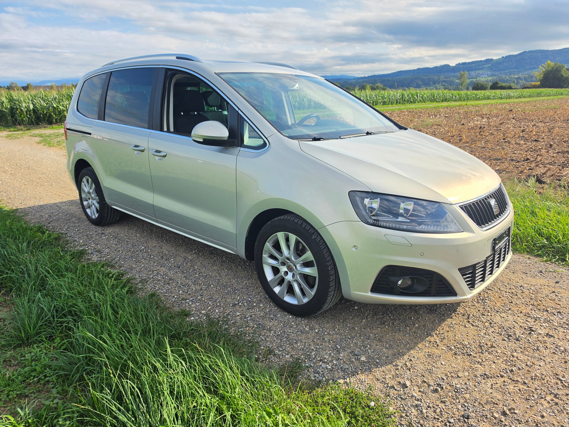 SEAT 2.0 TSI Style DSG-image-0