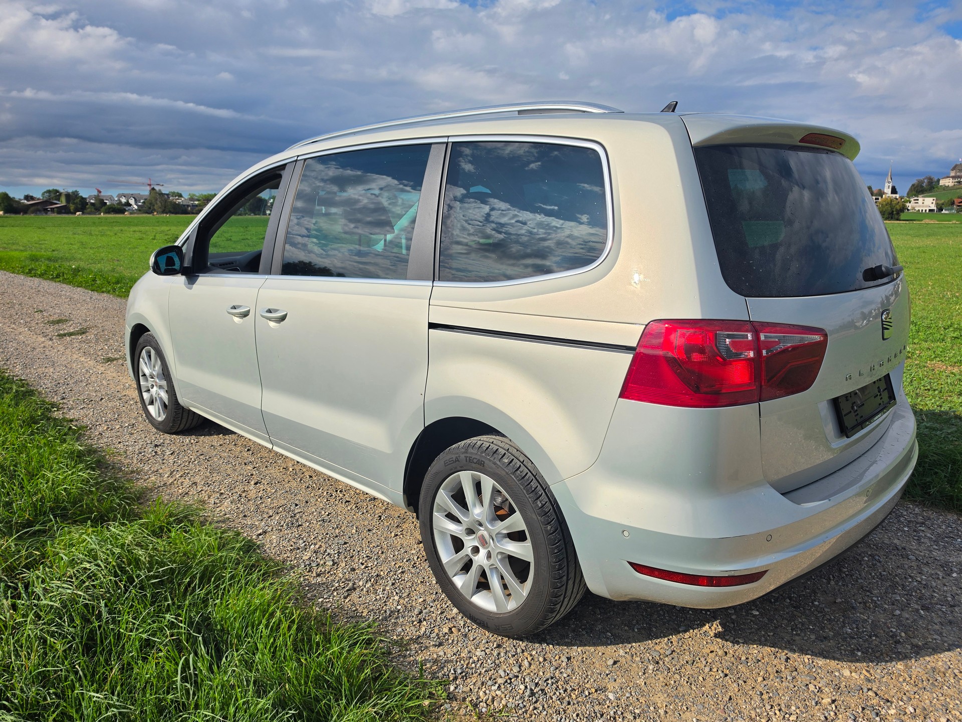 SEAT 2.0 TSI Style DSG-image-2