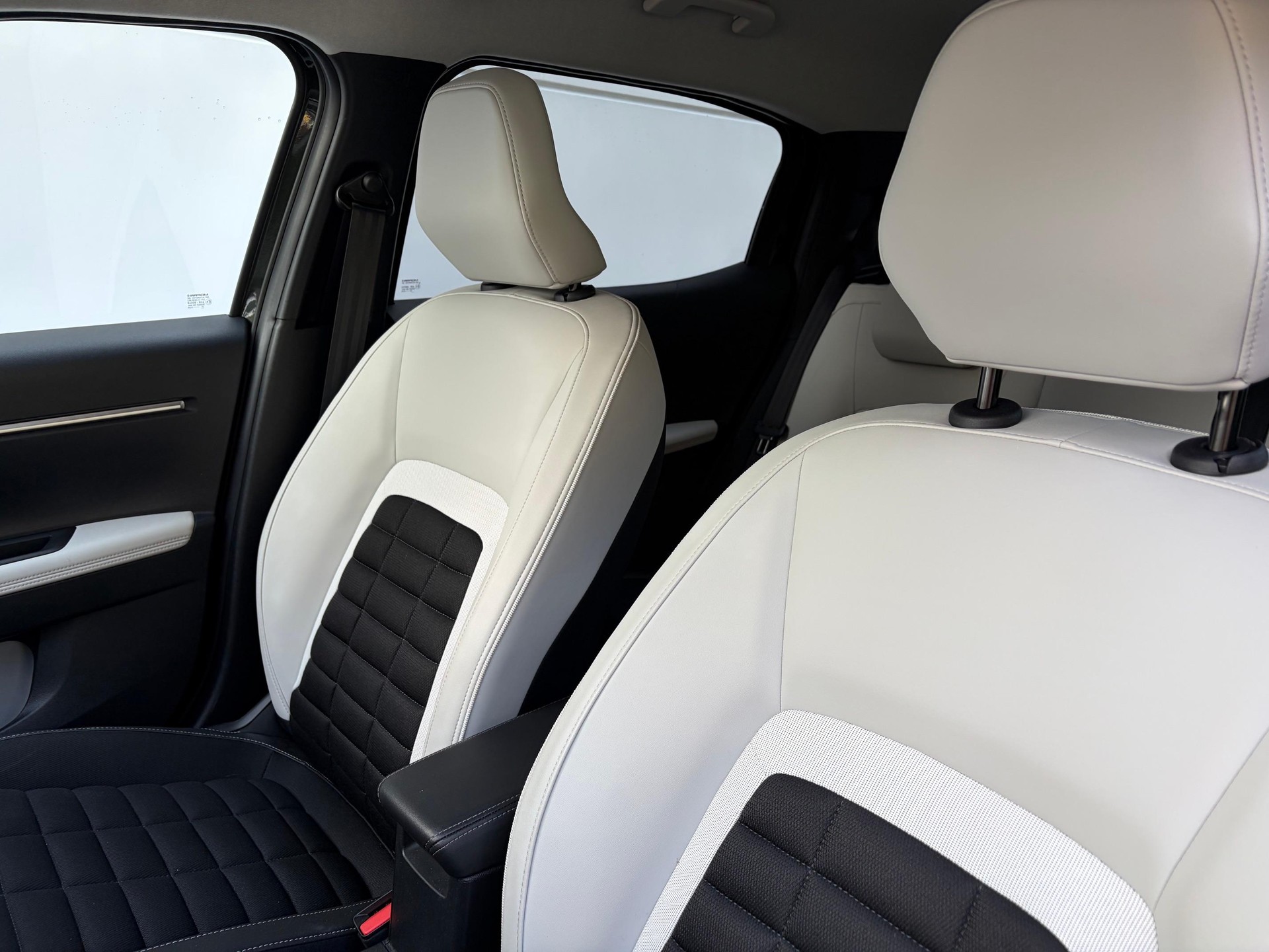 CITROEN Citroën C3 Aircross 1.2 Hybrid Max-image-8