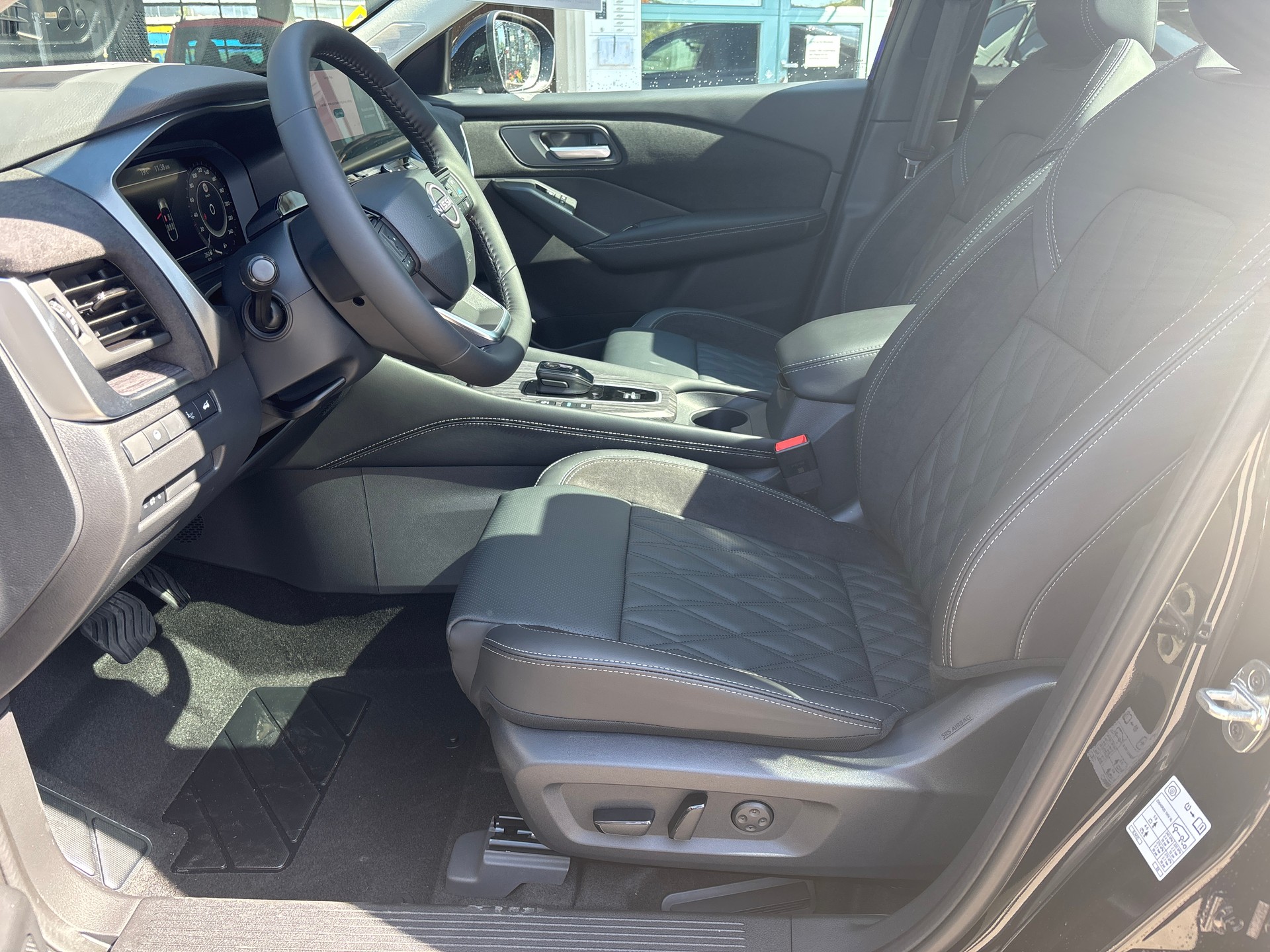 NISSAN Qashqai 1.5 VC-T e-Power Tekna+-image-9