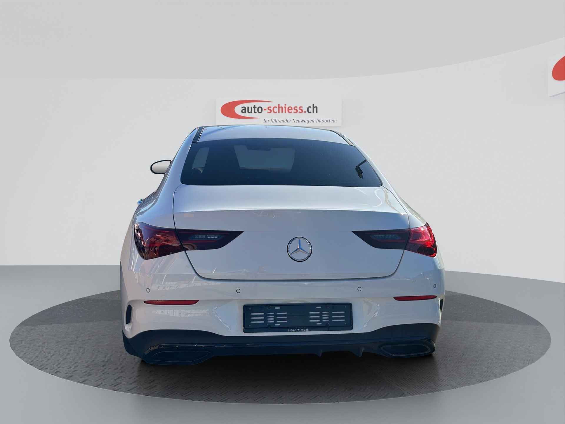 MERCEDES-BENZ CLA 200 AMG Edition Night 7G-DCT-image-3