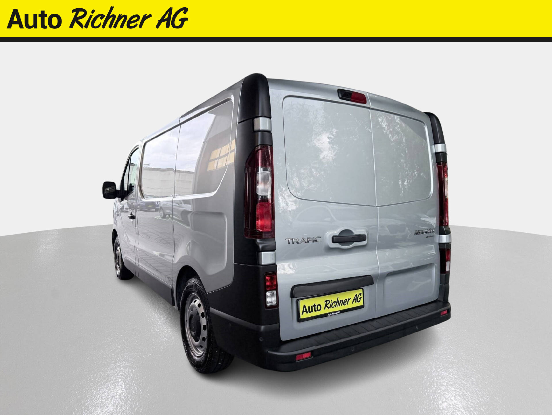 RENAULT Trafic Kaw. 3.0 t L1 H1 2.0 dCi Blue 150 Advance-image-4