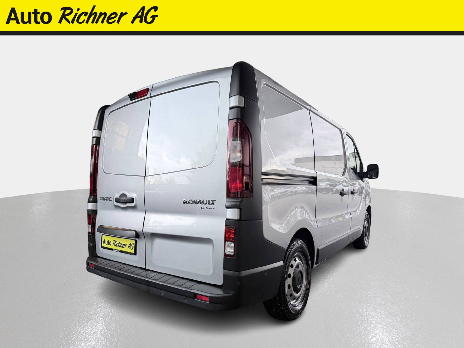 RENAULT Trafic Kaw. 3.0 t L1 H1 2.0 dCi Blue 150 Advance-image-3