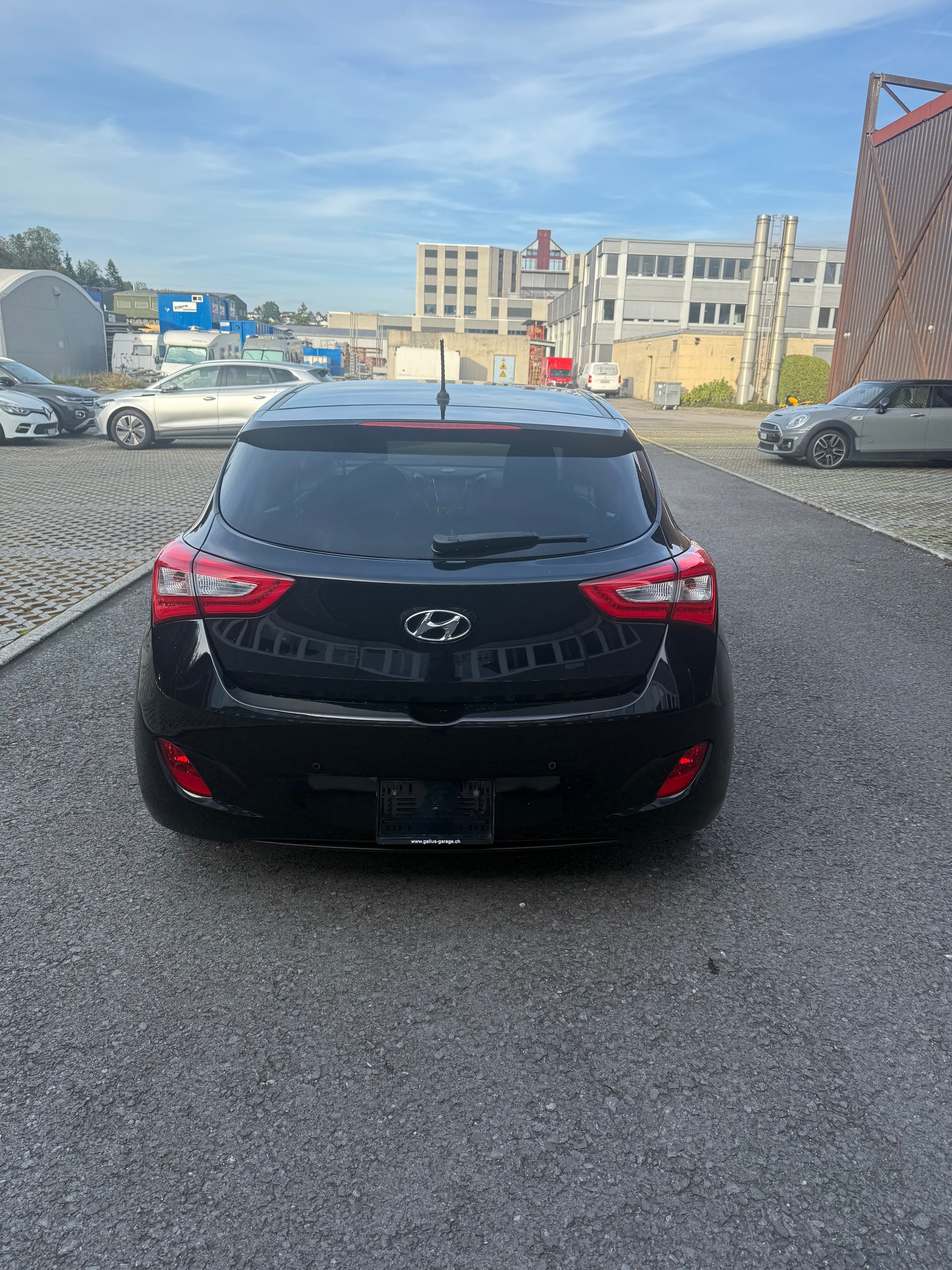 HYUNDAI i30 1.6 CRDi GO Automatic DCT-image-3