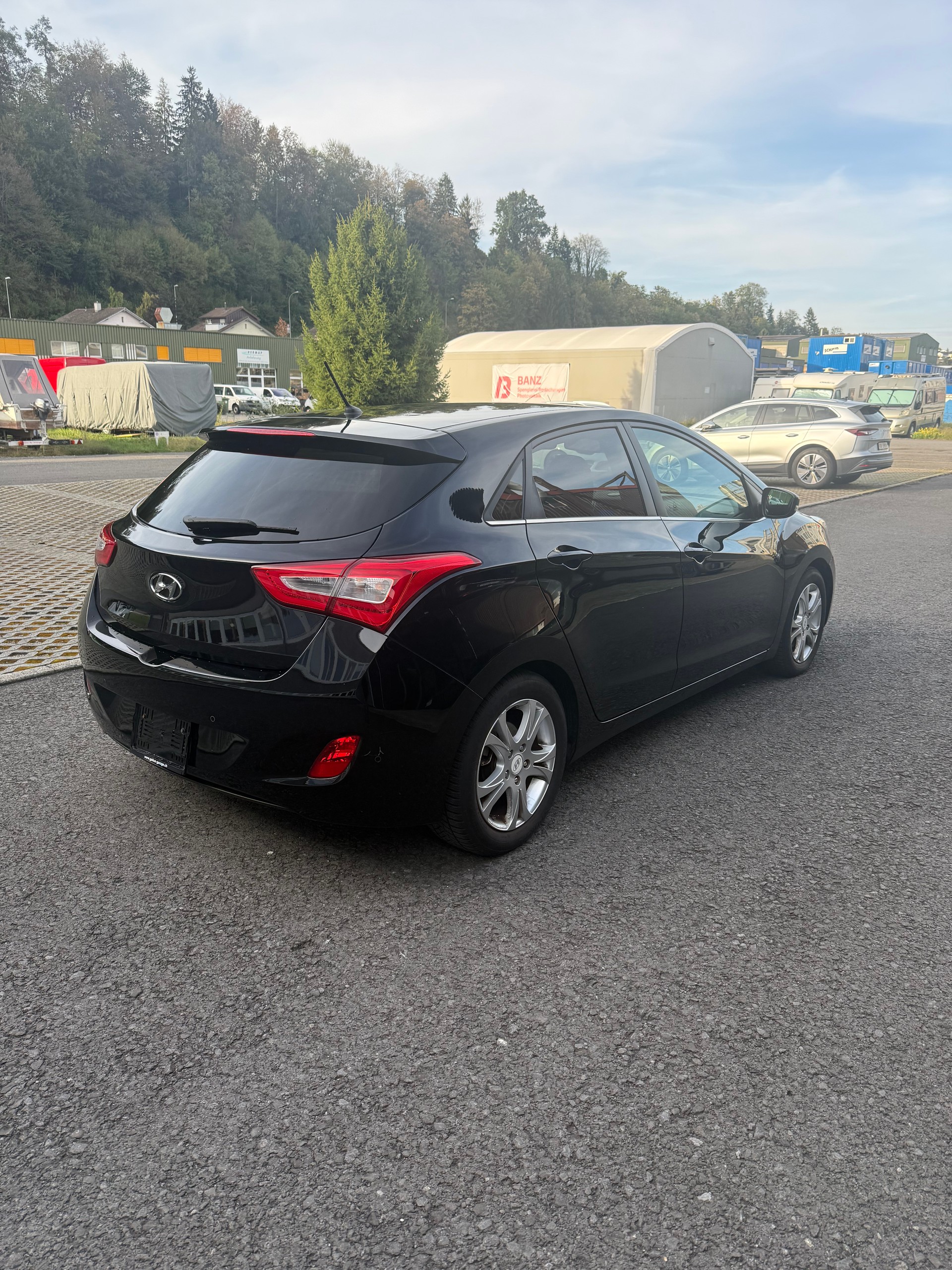 HYUNDAI i30 1.6 CRDi GO Automatic DCT-image-2