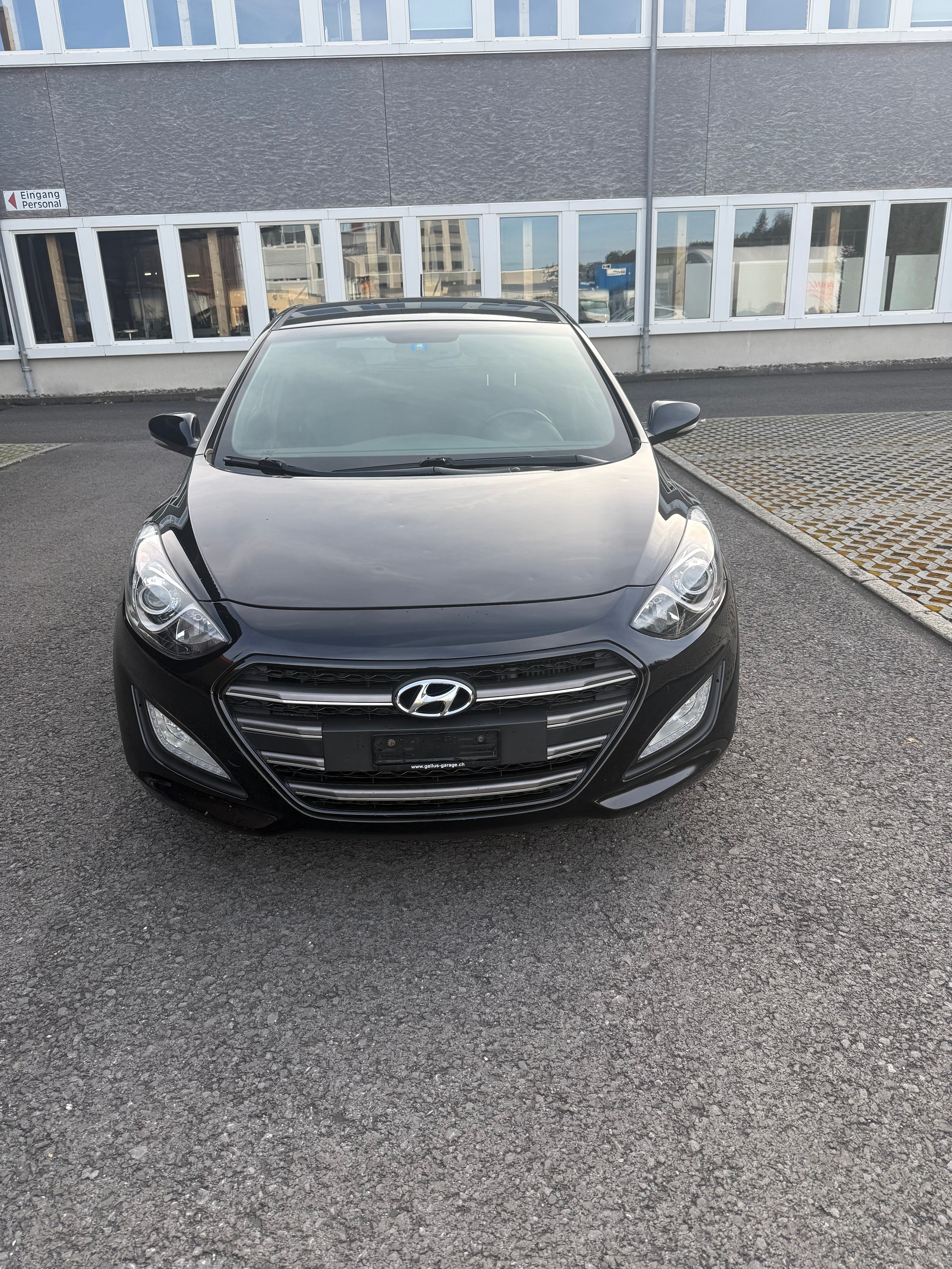 HYUNDAI i30 1.6 CRDi GO Automatic DCT-image-0
