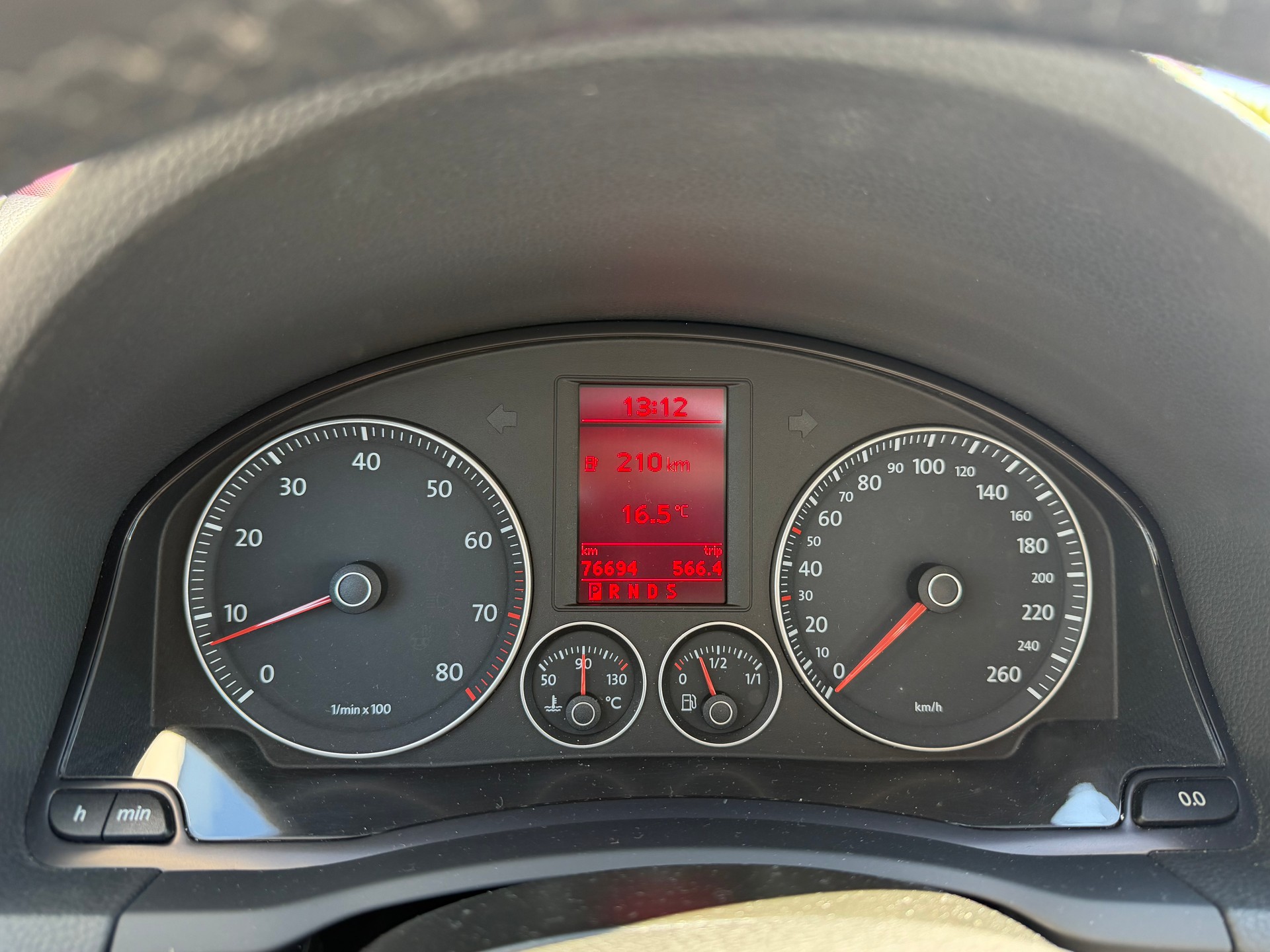 VW Golf 1.4 TSI Trendline DSG-image-9