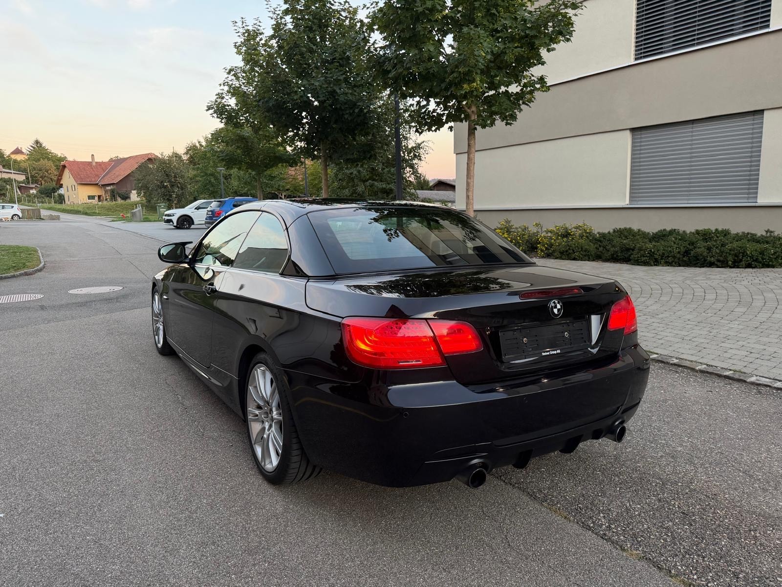 BMW 335i Cabriolet DSG-image-5