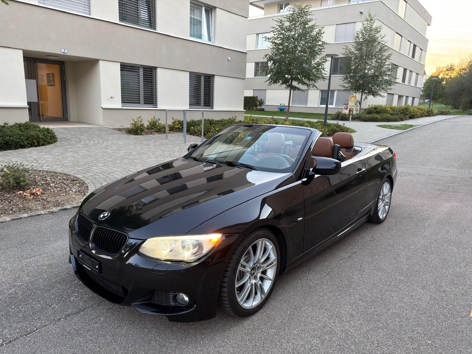 BMW 335i Cabriolet DSG-image-0