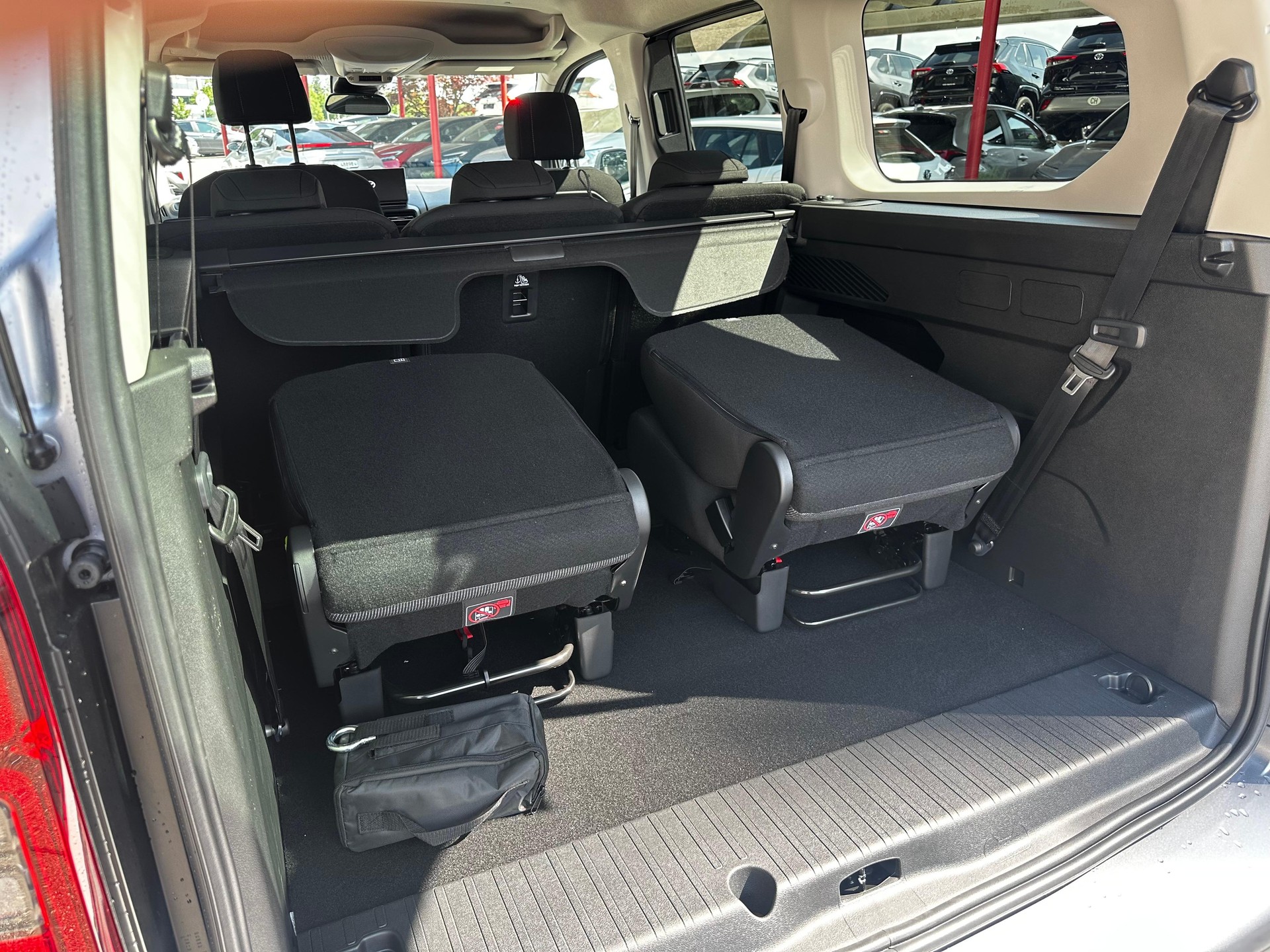 TOYOTA Proace City Verso L2 1.5 HDi 130 Trend-image-6