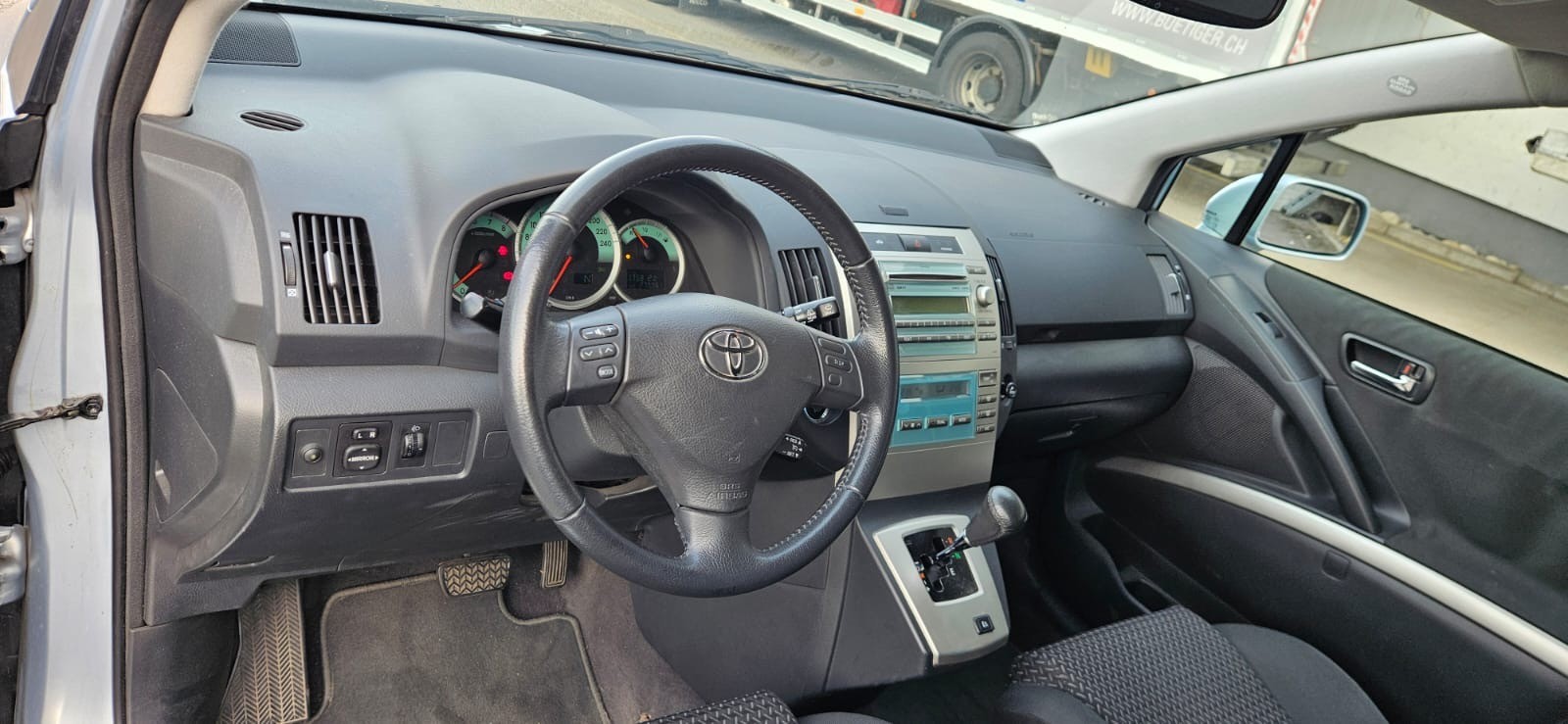 TOYOTA Corolla Verso 1.8 Linea Luna MultiMode-image-1