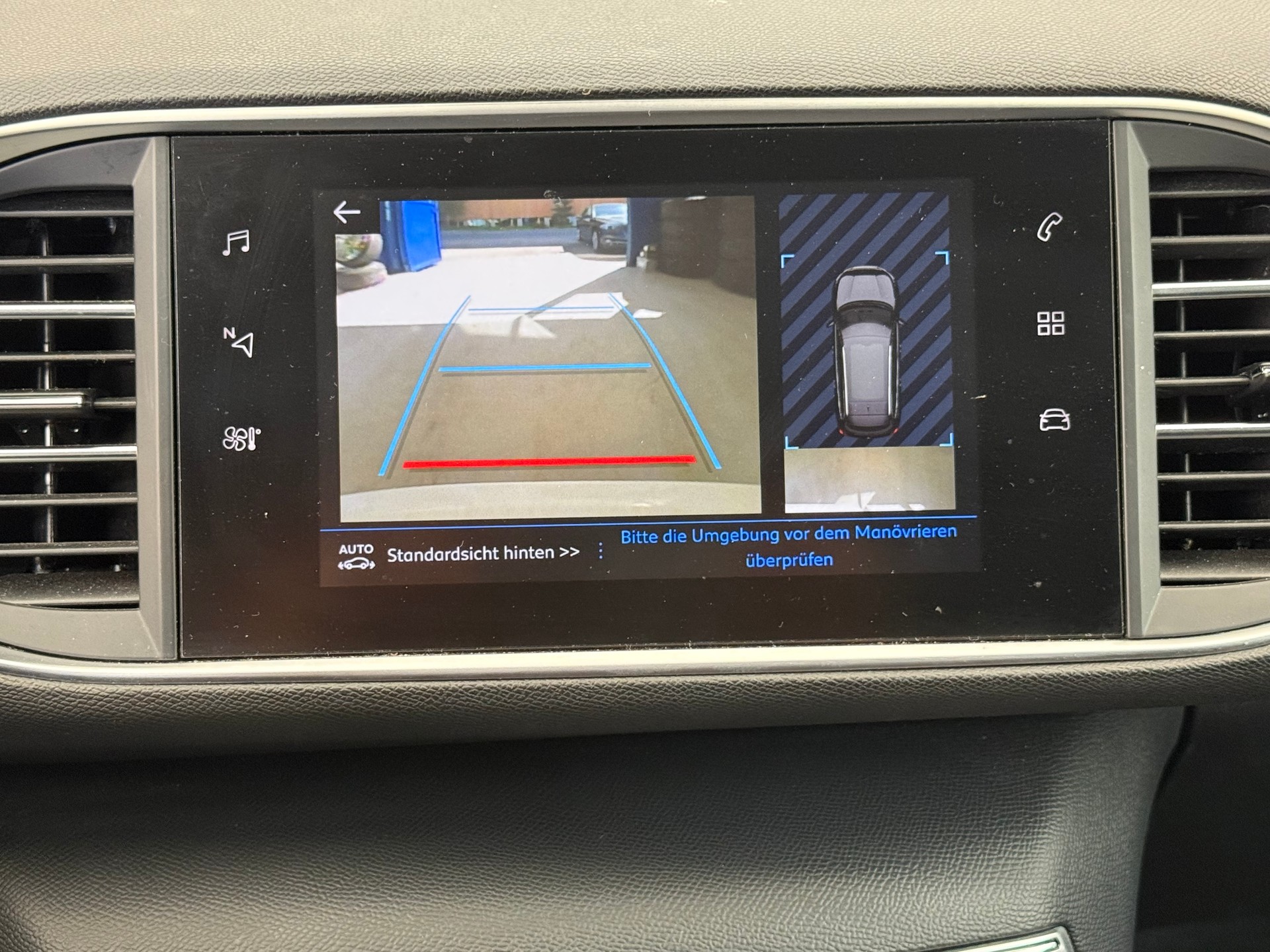 PEUGEOT 308 SW 1.5 BlueHDI Tech Edition EAT8-image-15