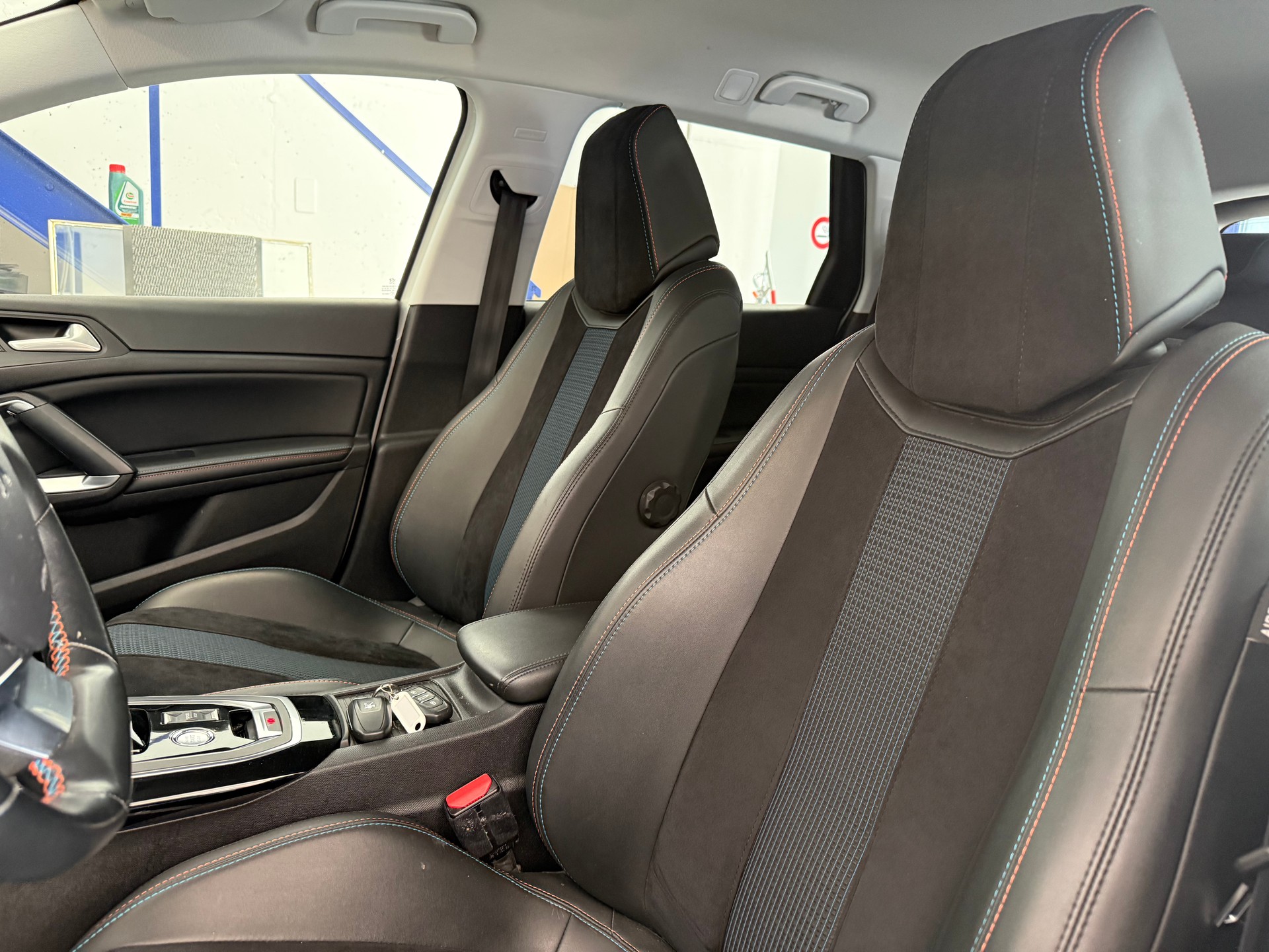 PEUGEOT 308 SW 1.5 BlueHDI Tech Edition EAT8-image-11
