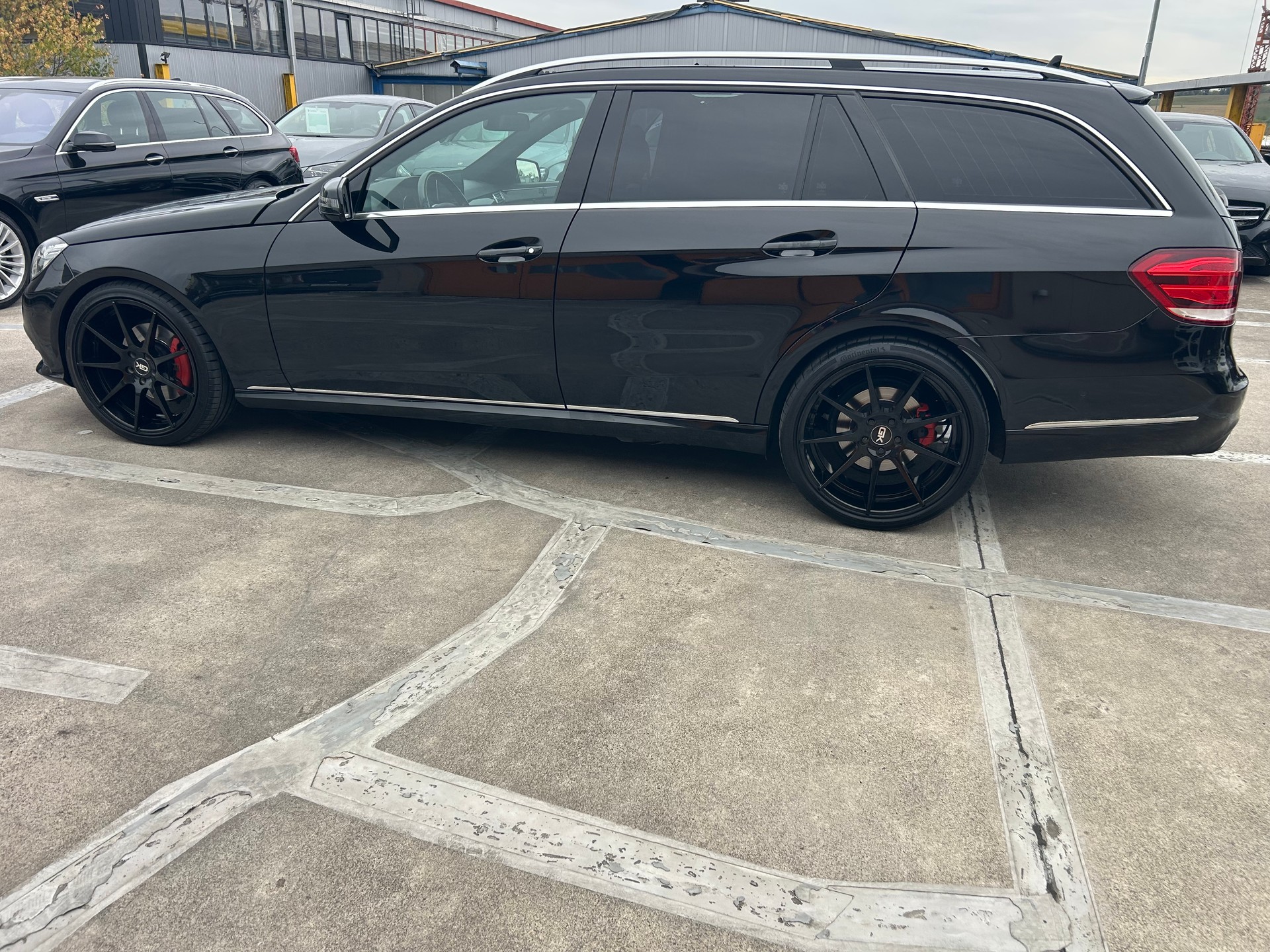 MERCEDES-BENZ E 350 BlueTEC Avantgarde 4Matic 7G-Tronic-image-1