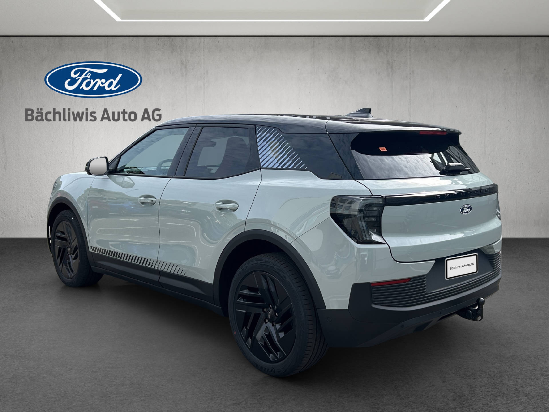 FORD Explorer Extended Range Collection AWD-image-2