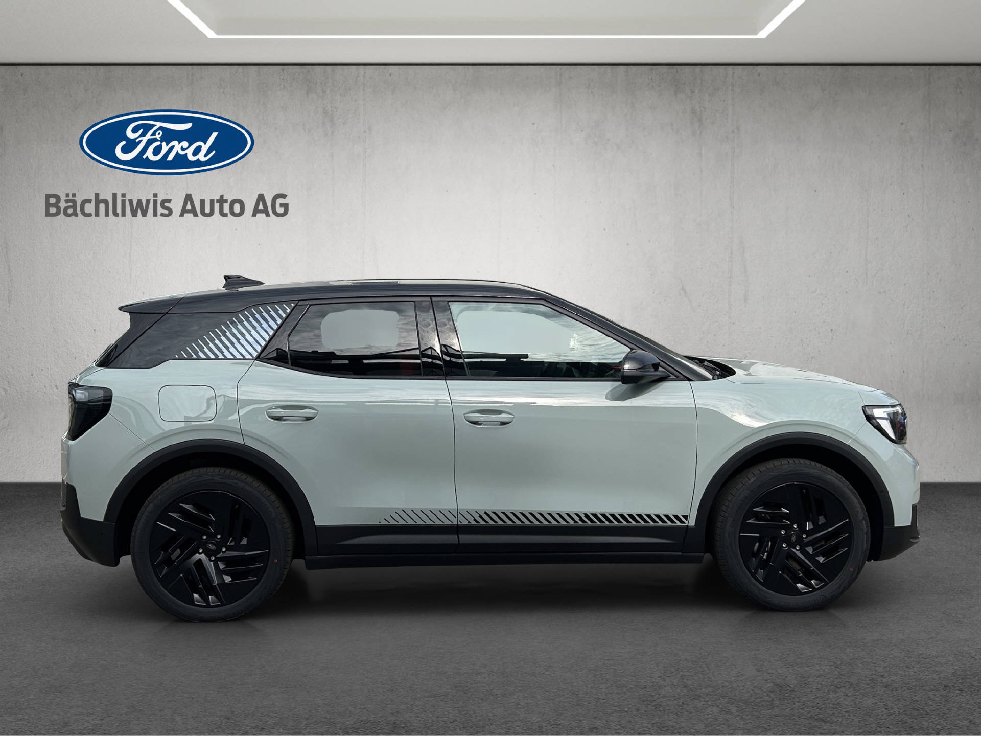 FORD Explorer Extended Range Collection AWD-image-5