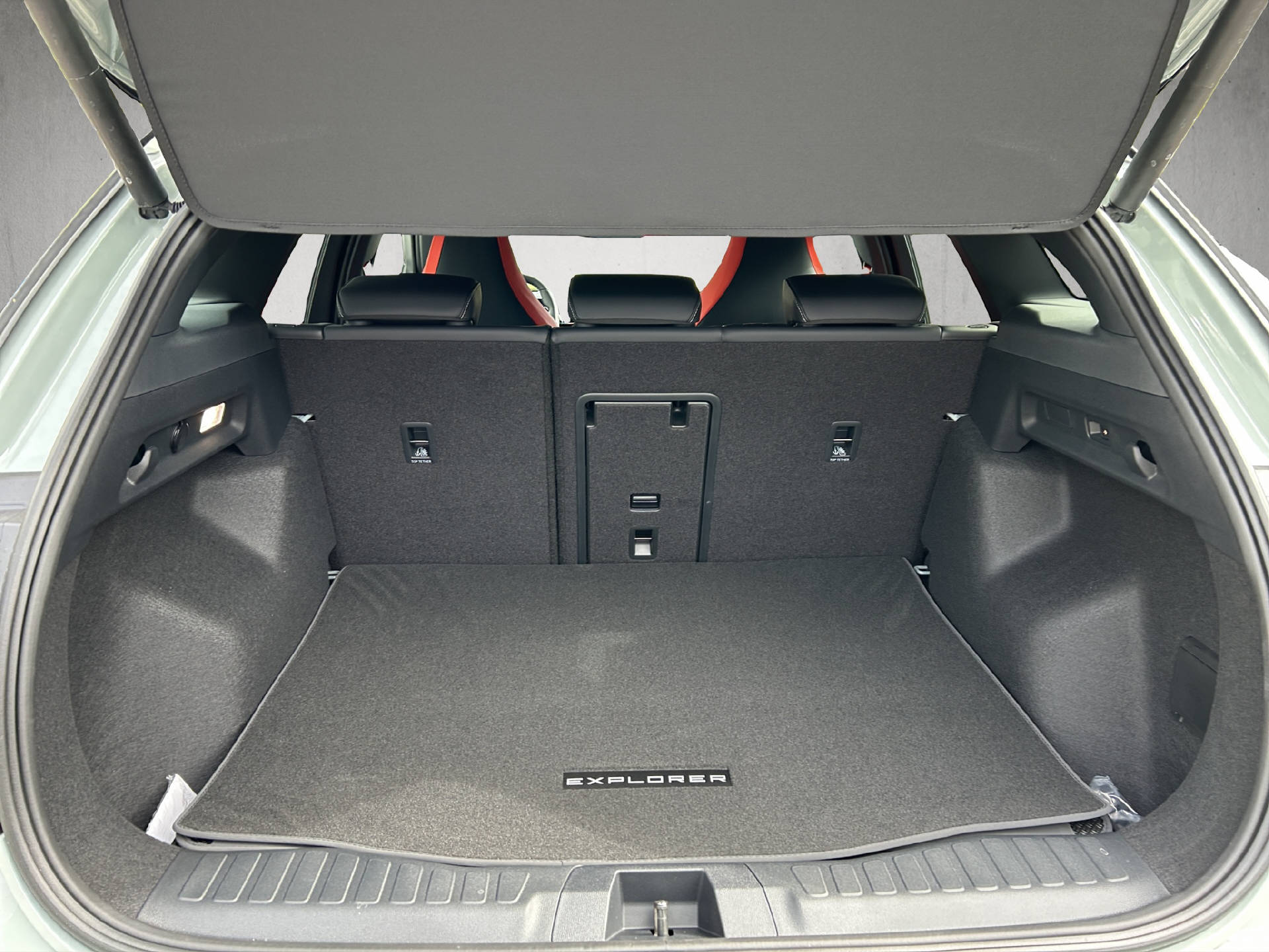 FORD Explorer Extended Range Collection AWD-image-20