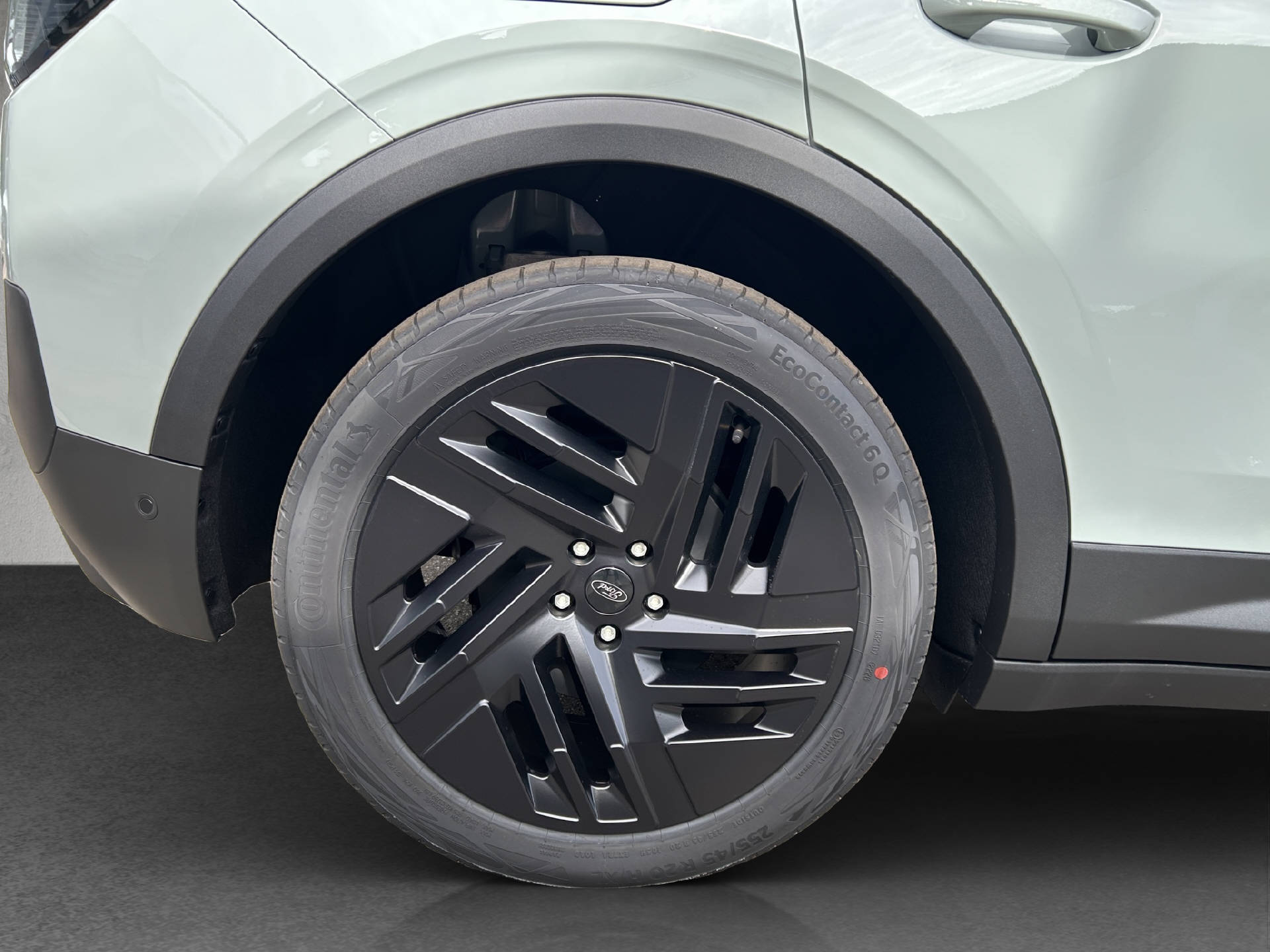 FORD Explorer Extended Range Collection AWD-image-23