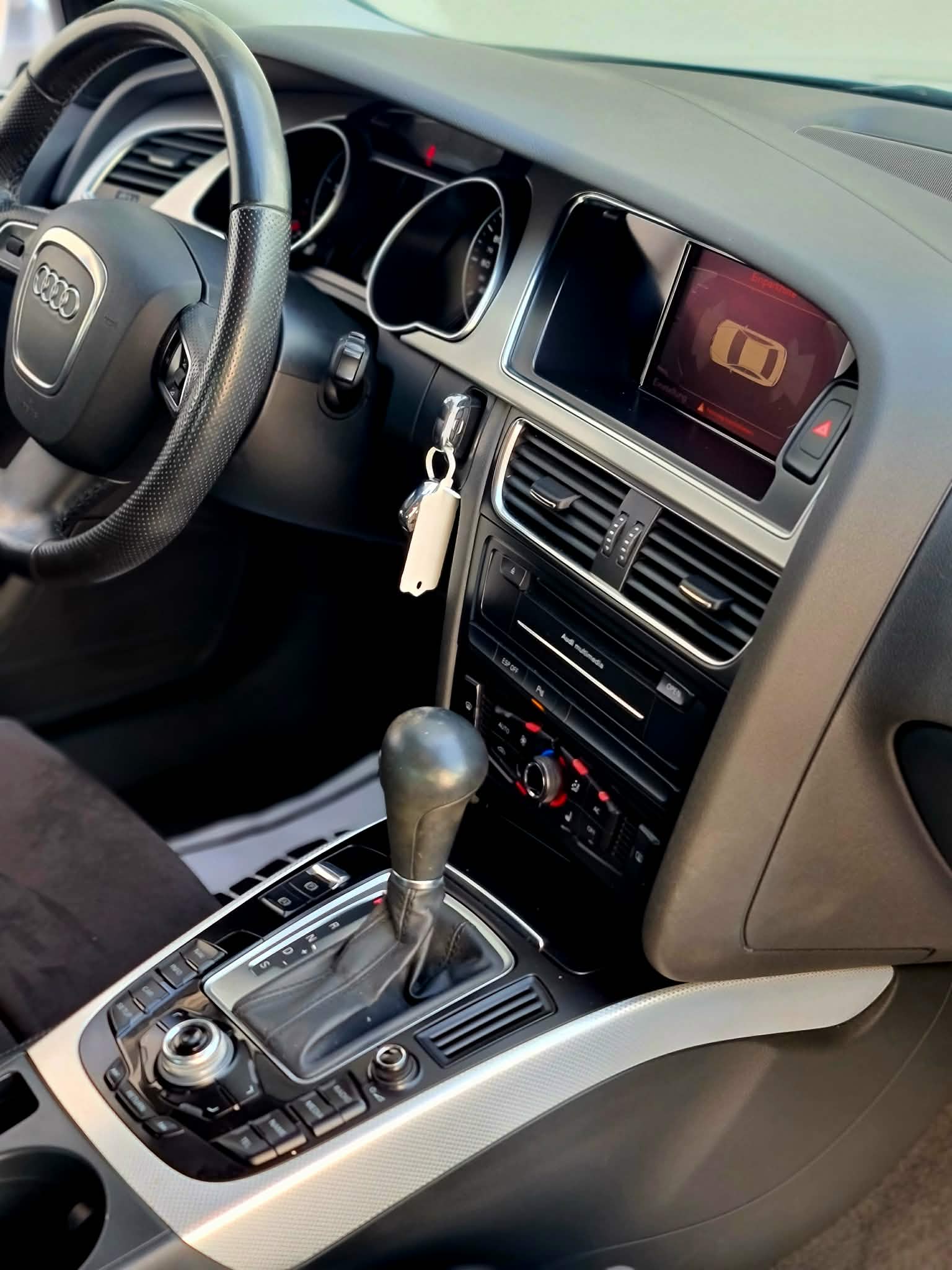AUDI A5 Sportback 2.0 TFSI multitronic-image-12