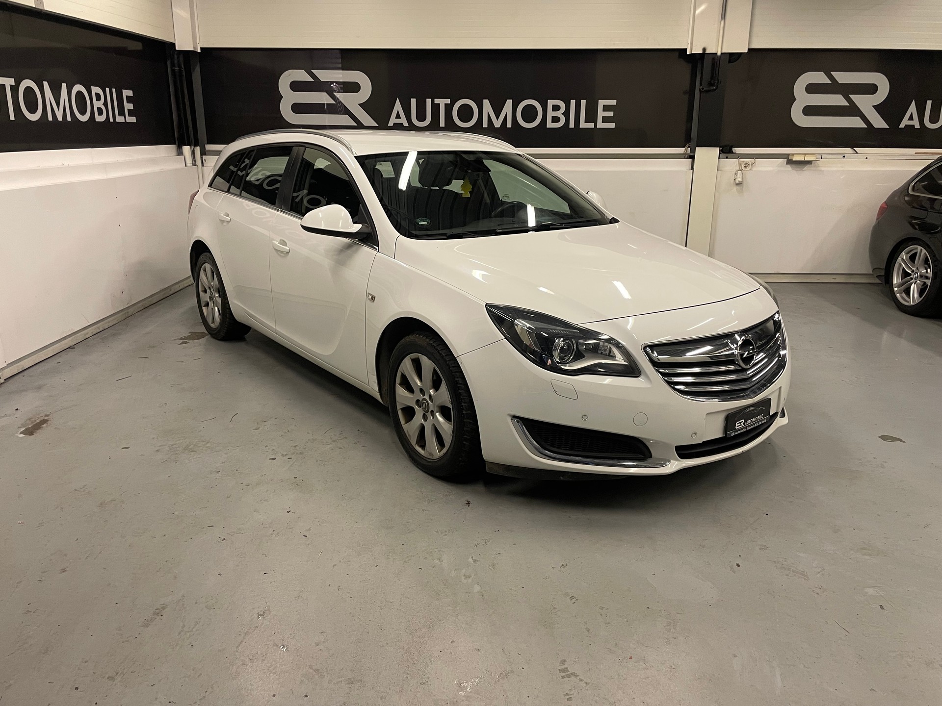 OPEL Insignia ST 2.0 CDTI Sport 4WD Aut.-image-1