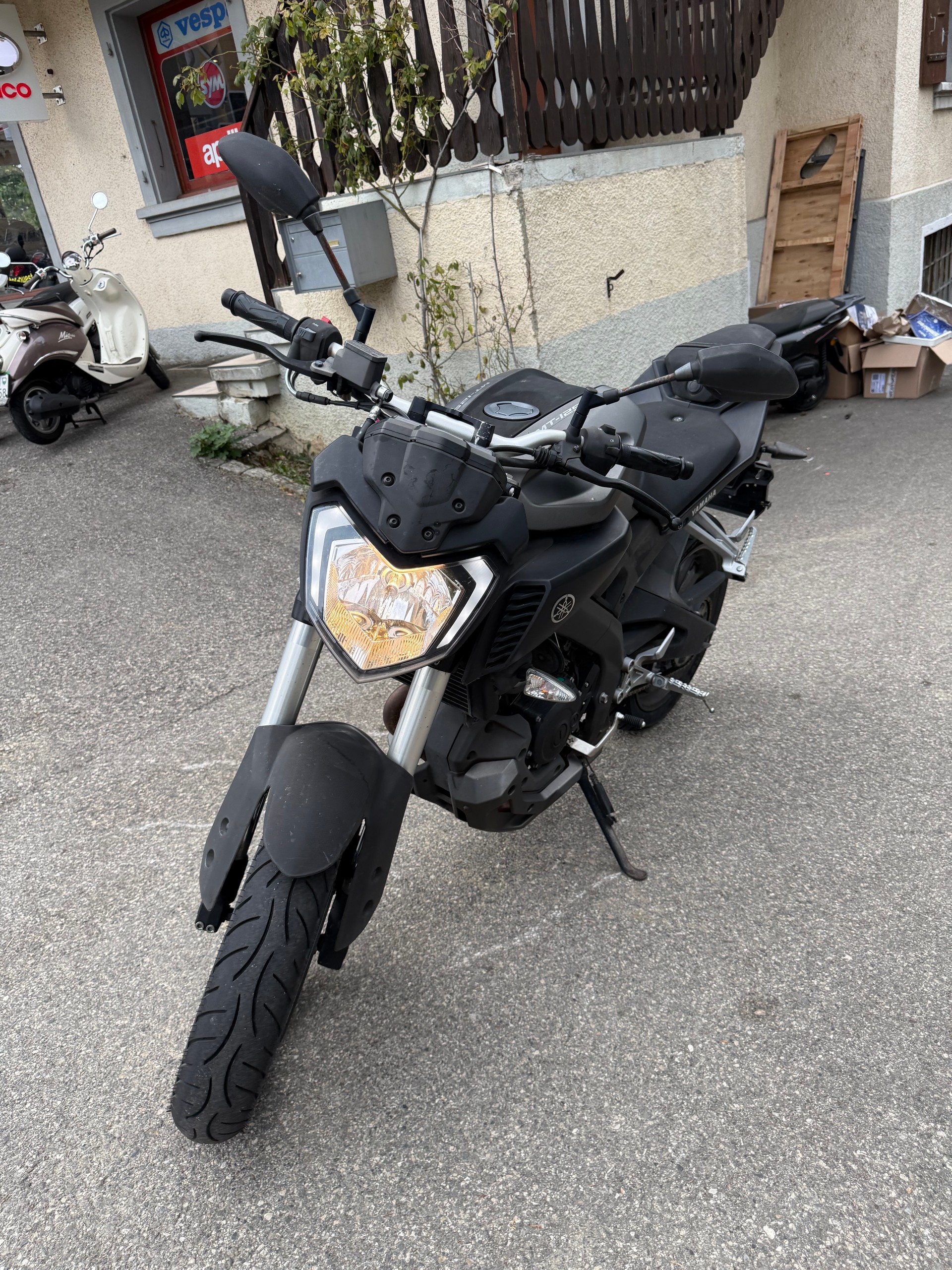YAMAHA MT-125 ABS