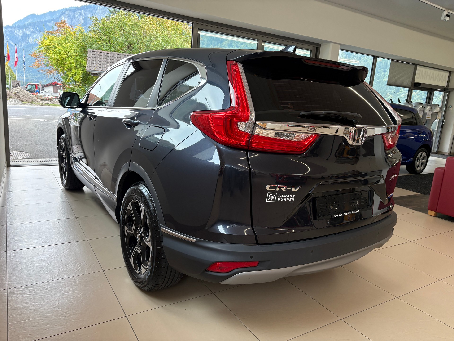 HONDA CR-V 2.0i MMD Hybrid Elegance 4WD Automatic-image-5