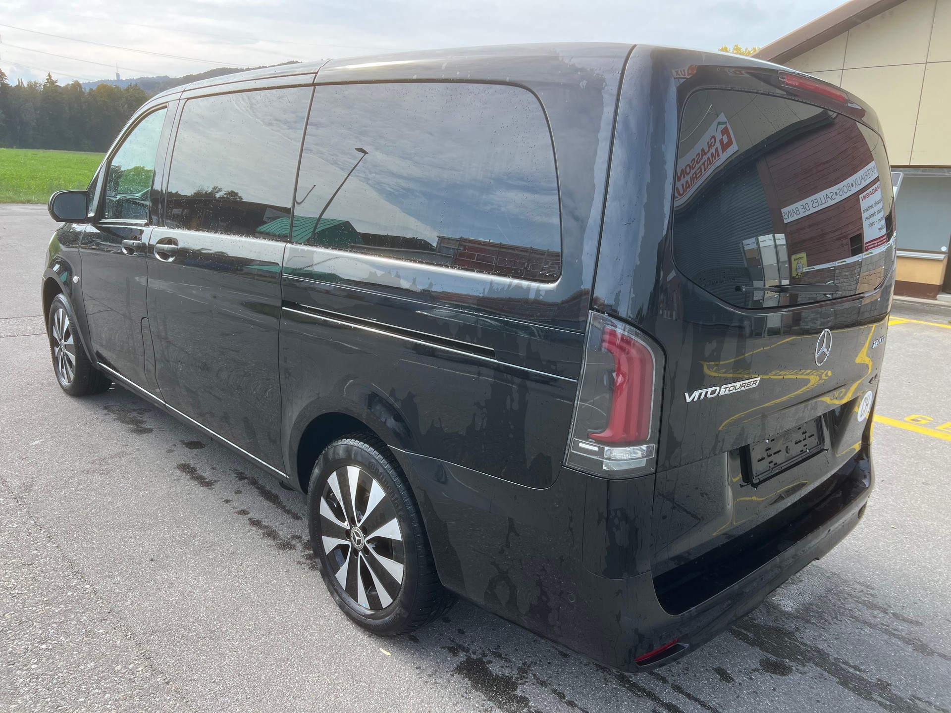 MERCEDES-BENZ Vito 116 CDI Select Tourer 4Matic 9G-Tronic-image-1