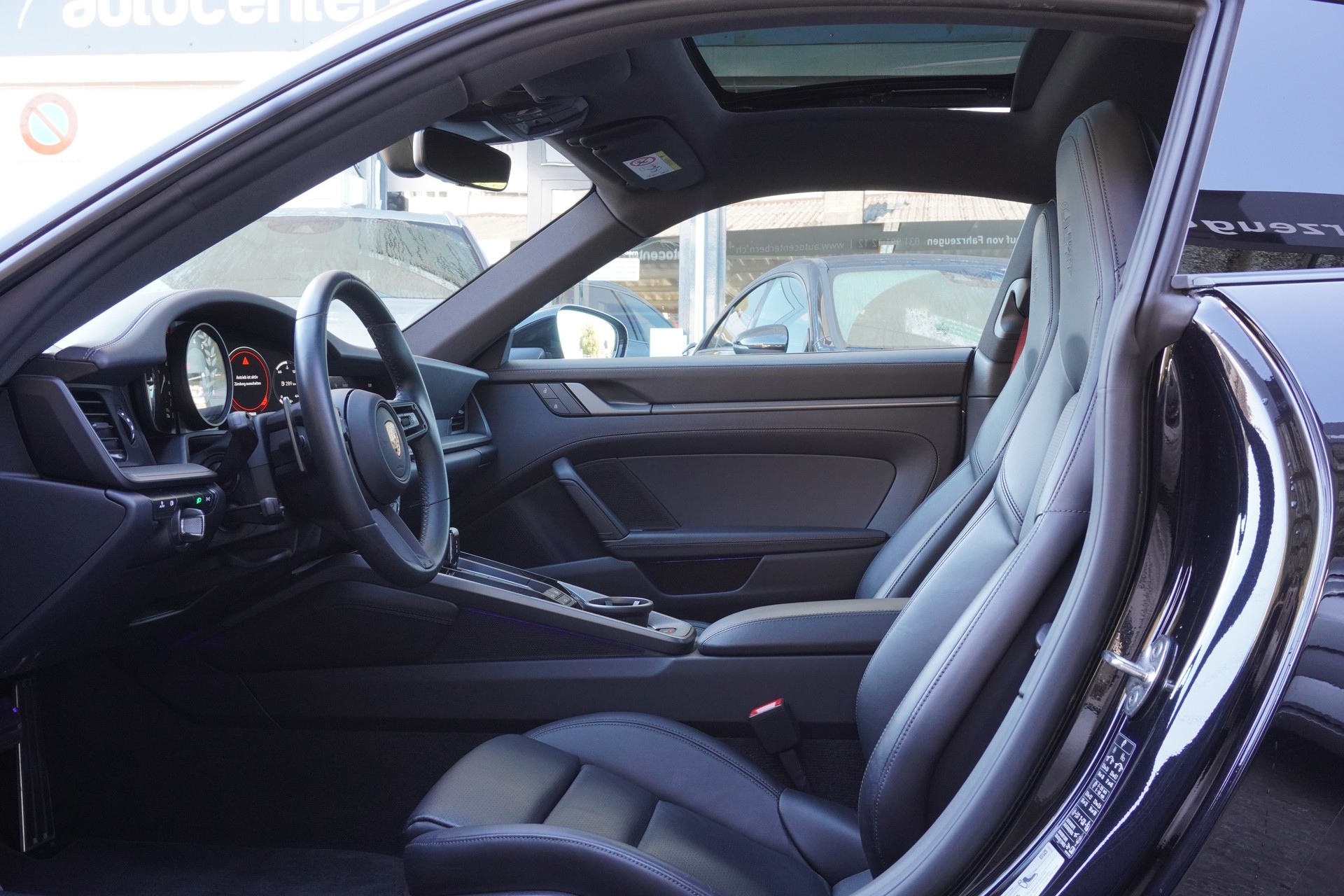 PORSCHE 911 Carrera PDK-image-8
