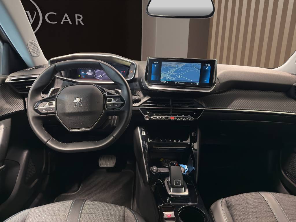 PEUGEOT 2008 1.2 PureTech Allure Pack EAT8-image-4