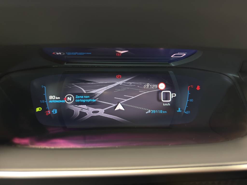 PEUGEOT 2008 1.2 PureTech Allure Pack EAT8-image-15