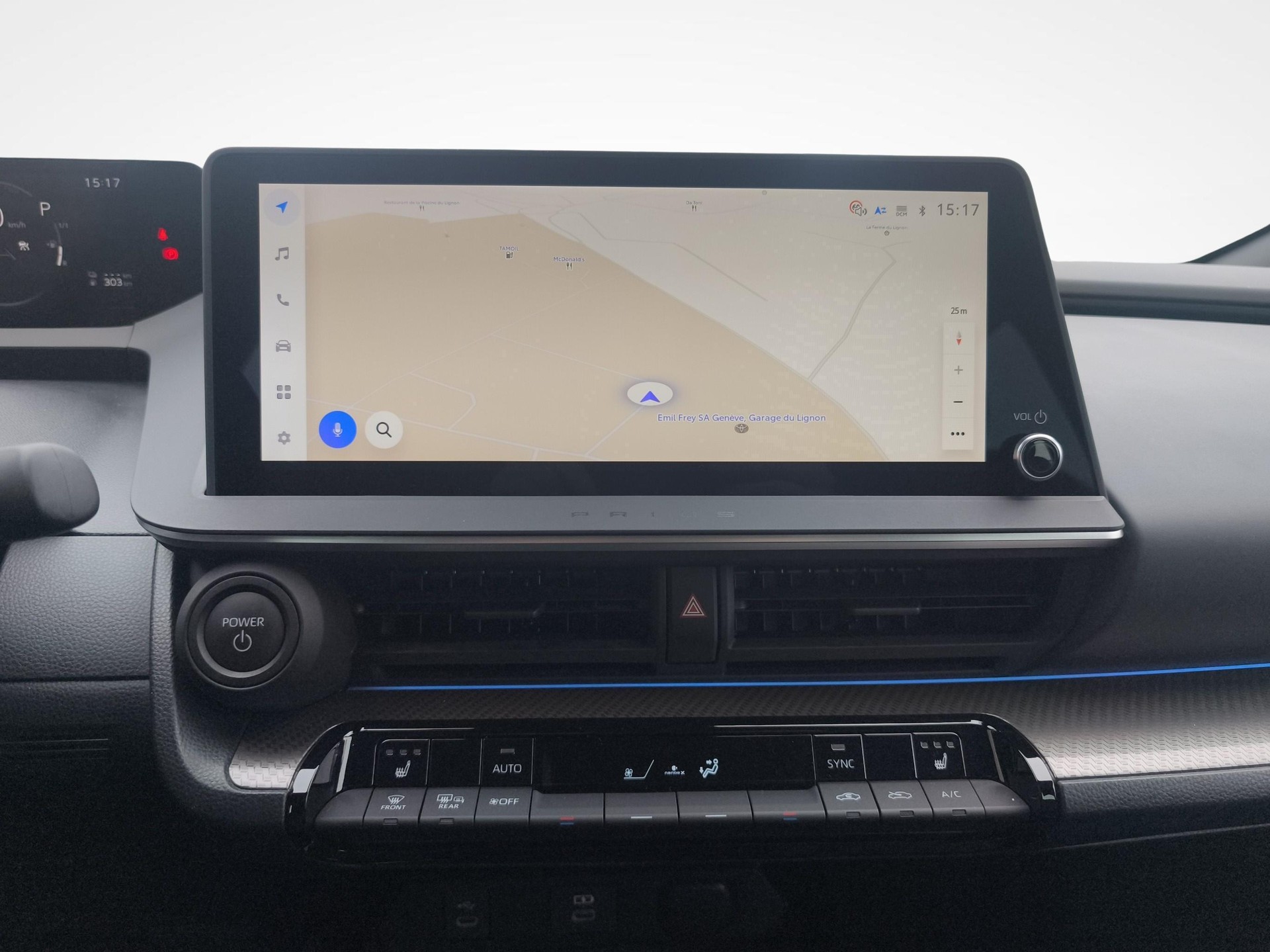 TOYOTA Prius 2.0 Plug-In-Hybrid Style-image-6