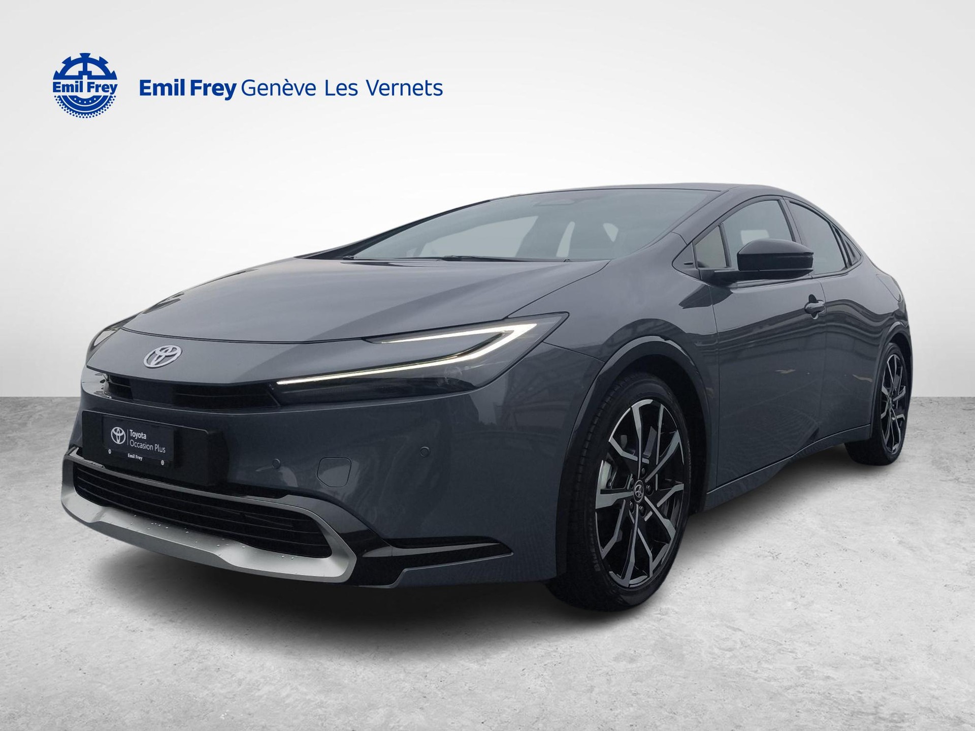 TOYOTA Prius 2.0 Plug-In-Hybrid Style-image-0