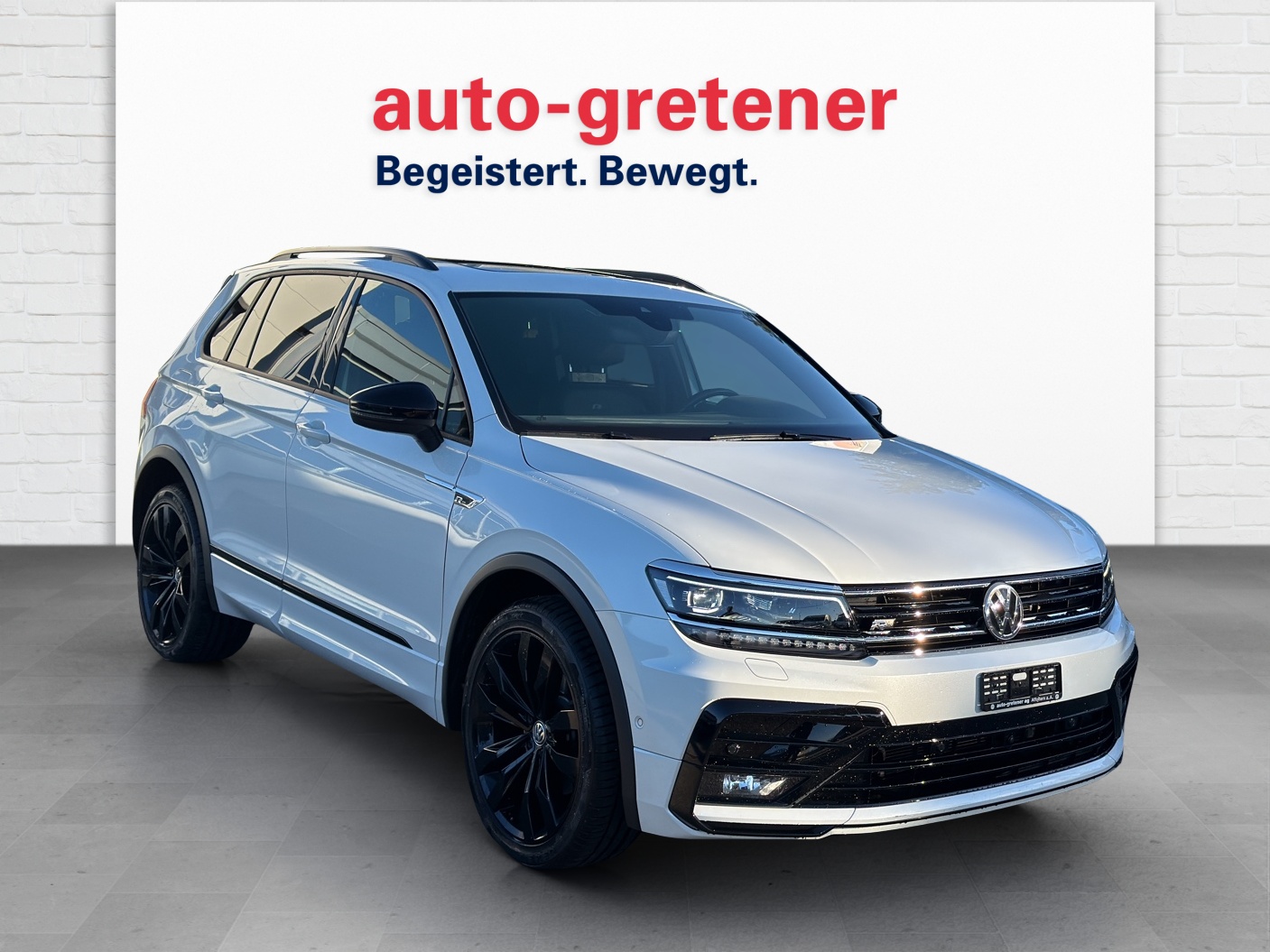 VW Tiguan 2.0 TSI Highline DSG-showroom-element-3