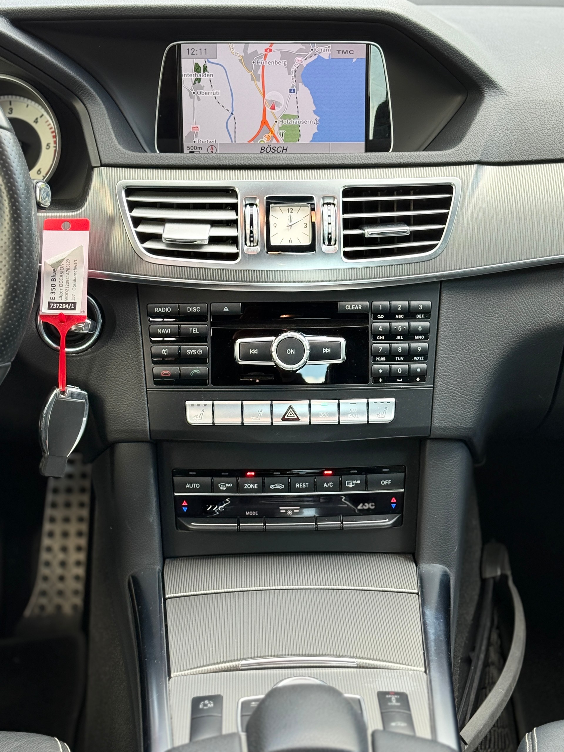 MERCEDES-BENZ E 350 BlueTEC 4Matic 7G-Tronic-image-12