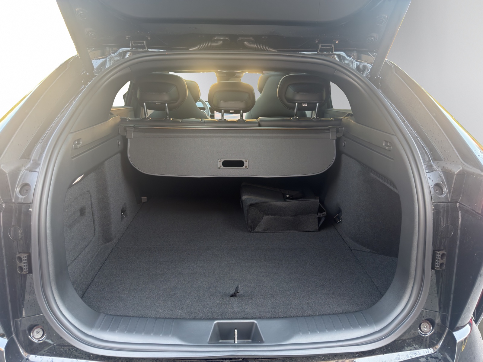 MAZDA CX-6e 68,8 kWh Takumi-image-5