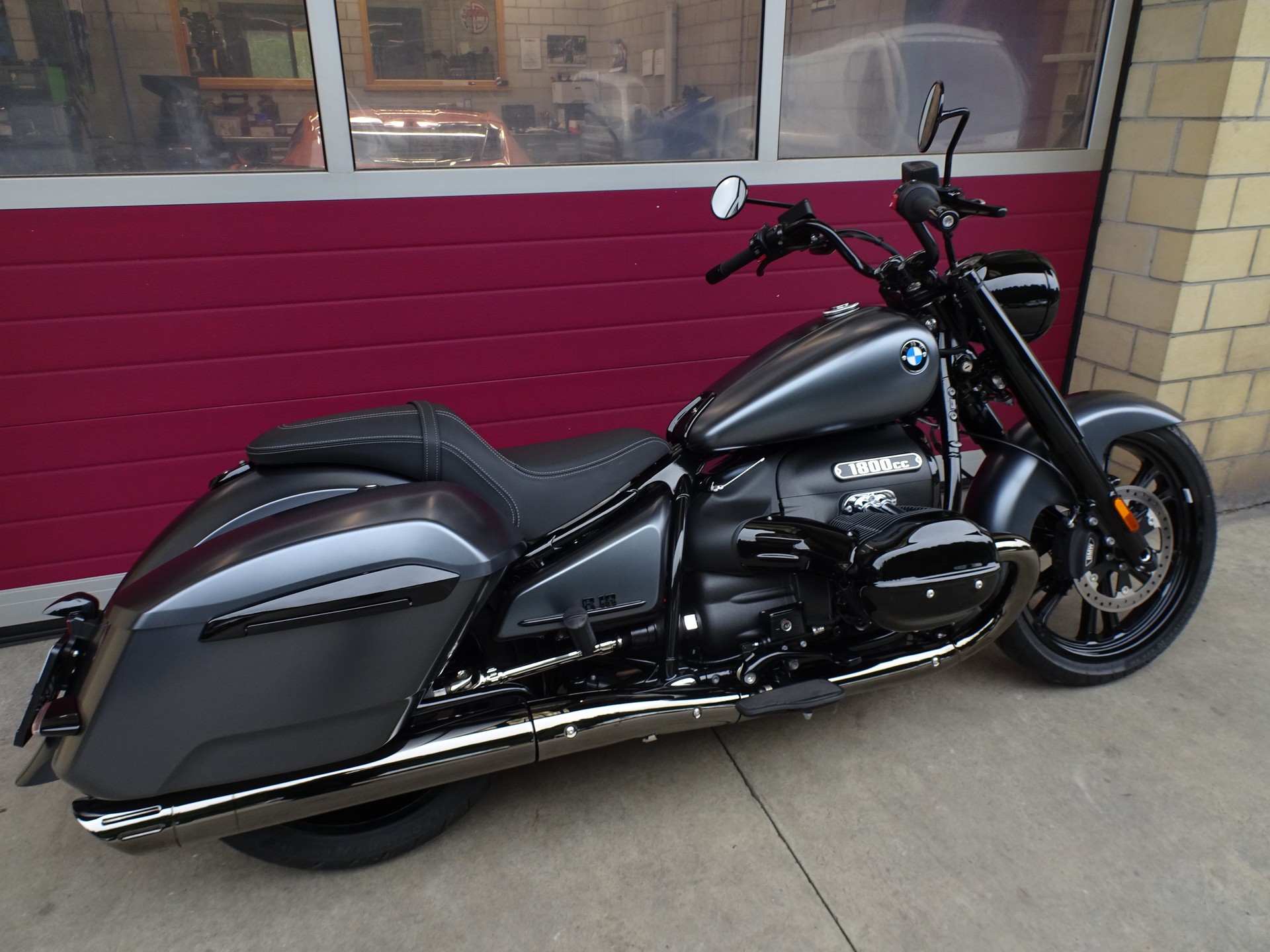 BMW R 18 Roctane-showroom-element-3