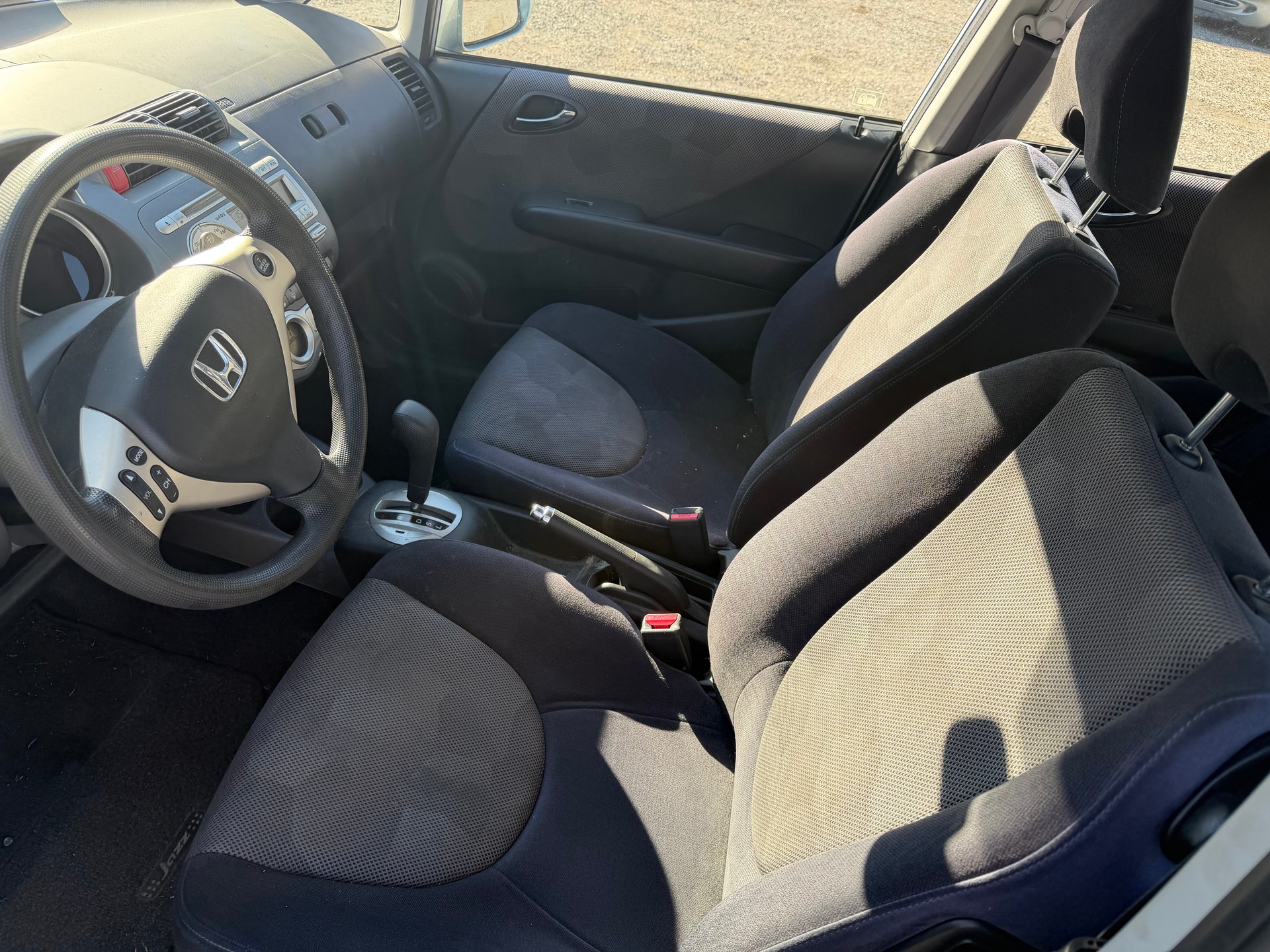 HONDA Jazz 1.4i ES-image-6