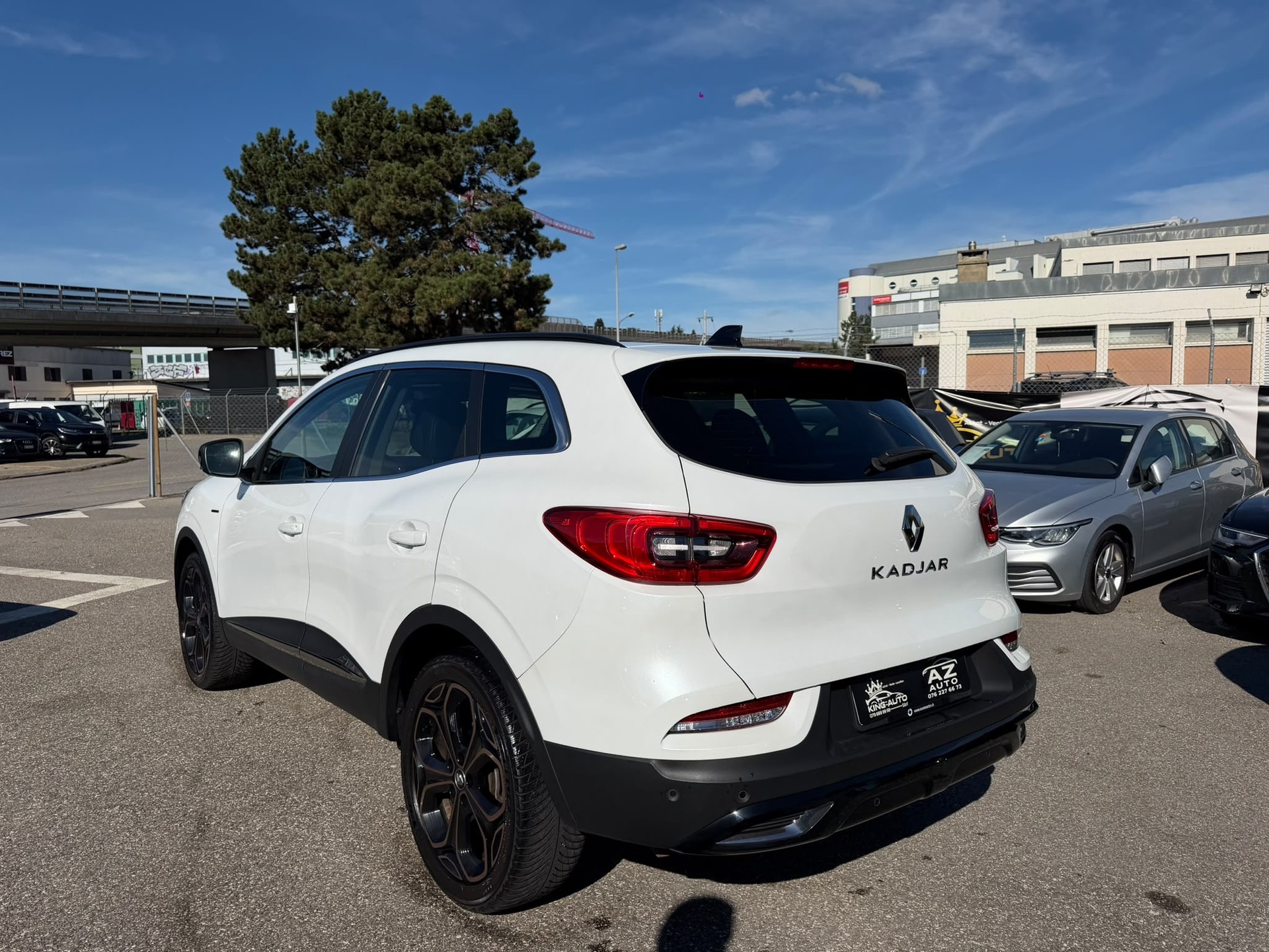 RENAULT Kadjar 1.3 16V Turbo Black Edition EDC GARANTIE 2 ans Expertiser du jour🇨🇭-image-3