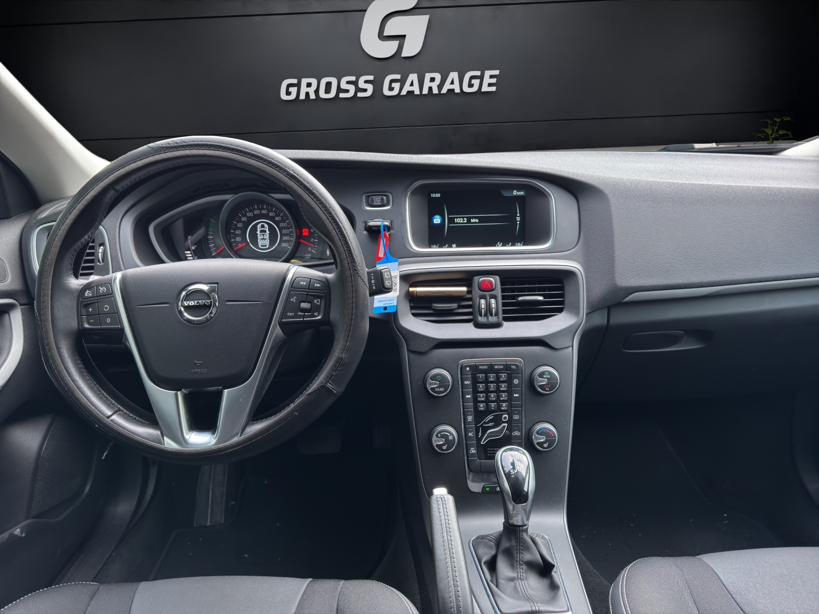 VOLVO V40 D3 Kinetic-image-5