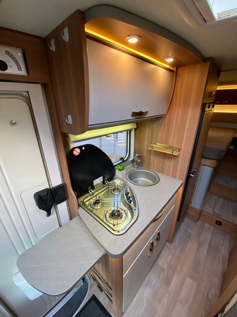 WEINSBERG CaraCompact 600MEG, Fiat Ducato 2.3MJ 130PS-image-8