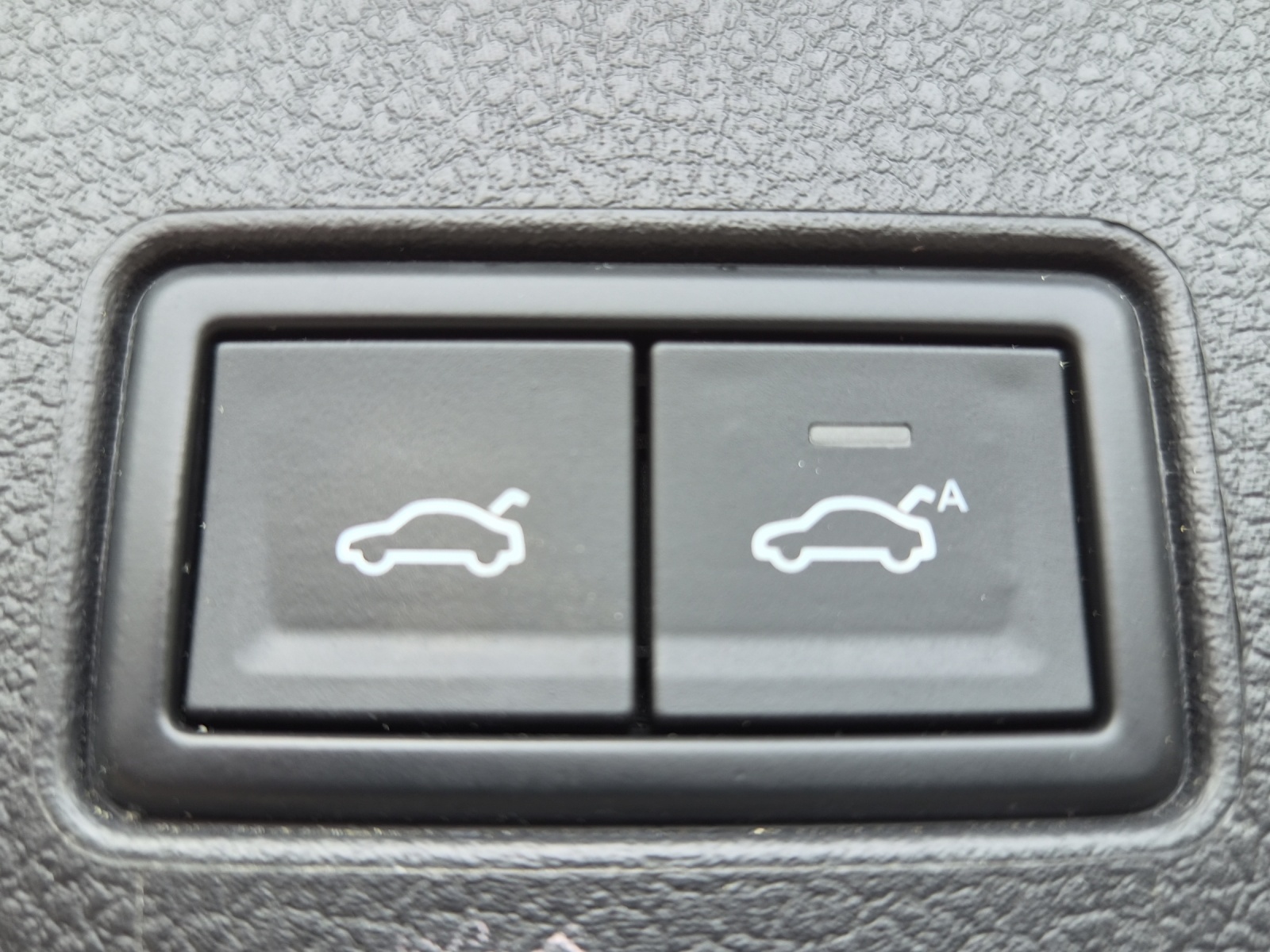 VW Passat Variant 1.4 TSI GTE Hybrid DSG-image-13