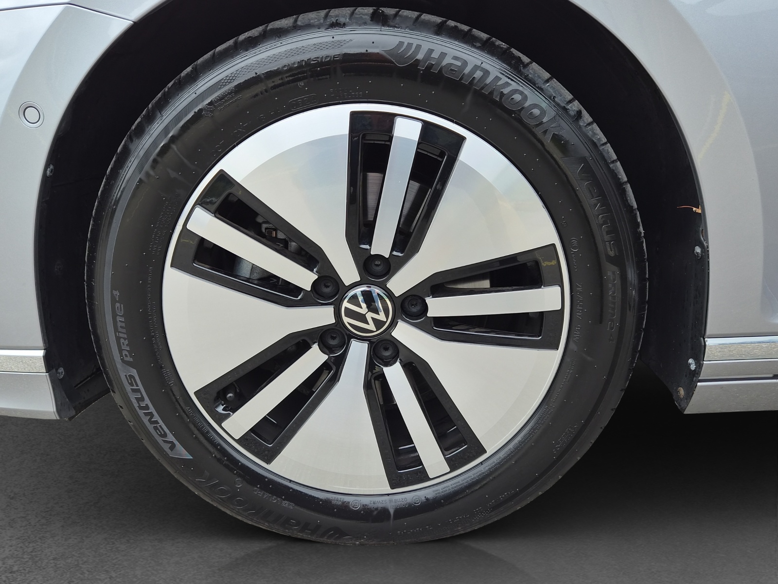 VW Passat Variant 1.4 TSI GTE Hybrid DSG-image-11