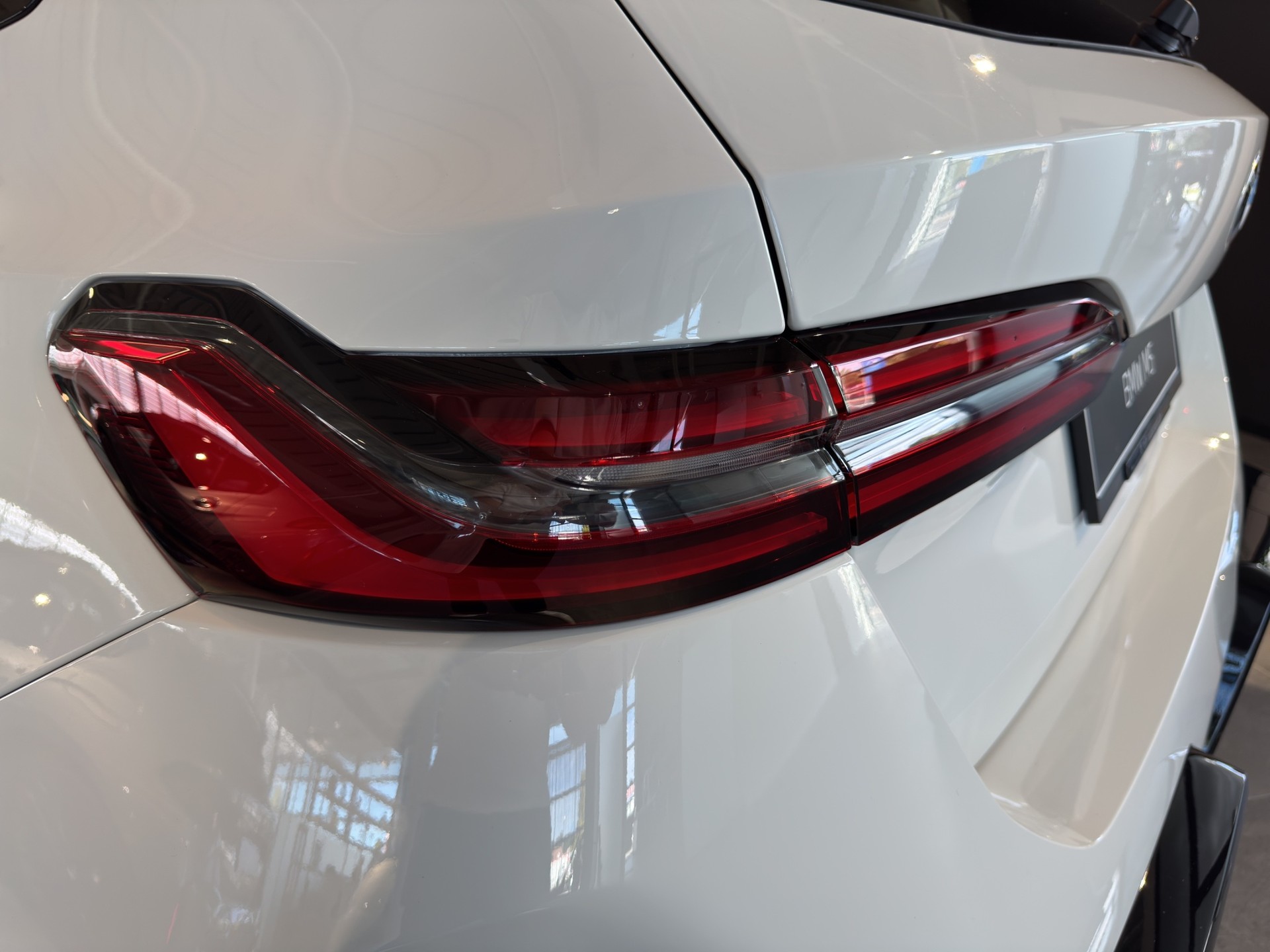 BMW 5er Reihe G99 Touring M5 xDrive-image-6