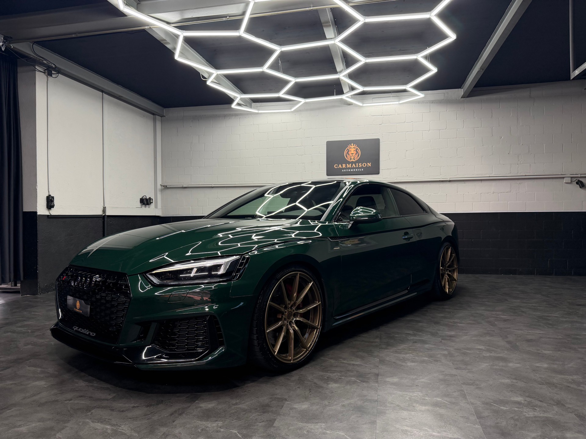 AUDI RS5 Coupé 2.9 TFSI quattro tiptronic | CH-Auto | Panorama Glasdach | GoodWood Green-image-2