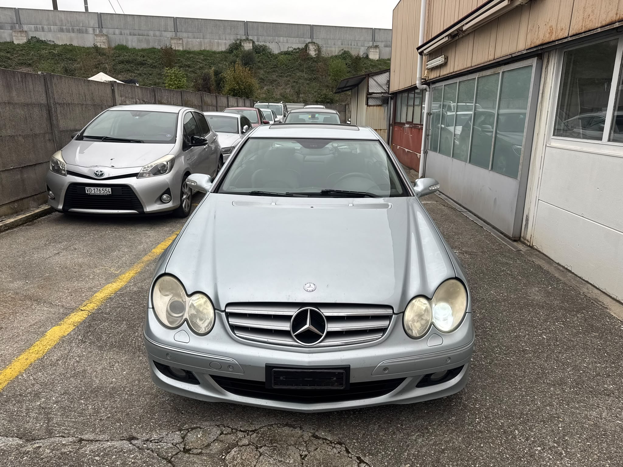 Car photo